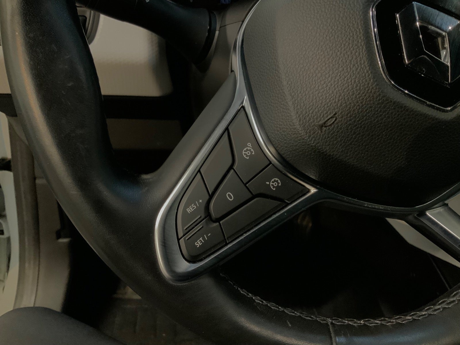 Renault Clio E-TECH 1.6 Hybrid MultiMode, 140ps, 2020