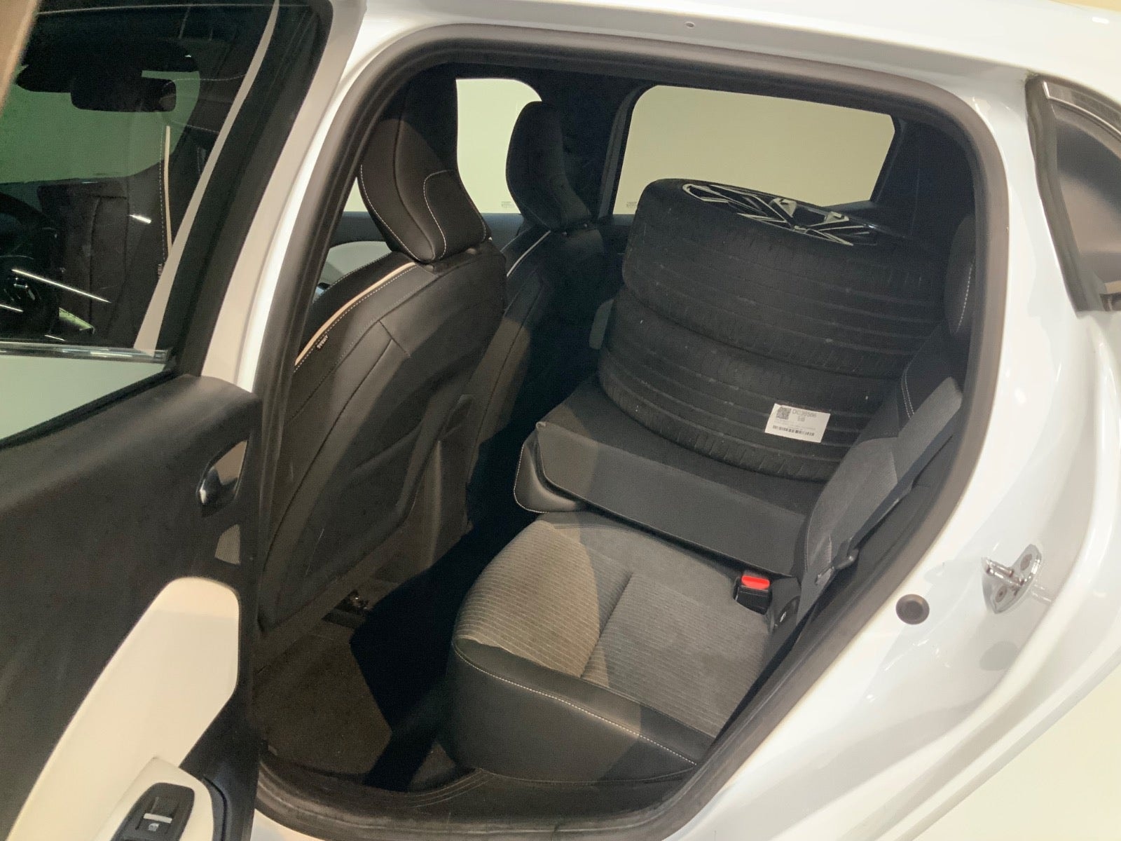 Renault Clio E-TECH 1.6 Hybrid MultiMode, 140ps, 2020
