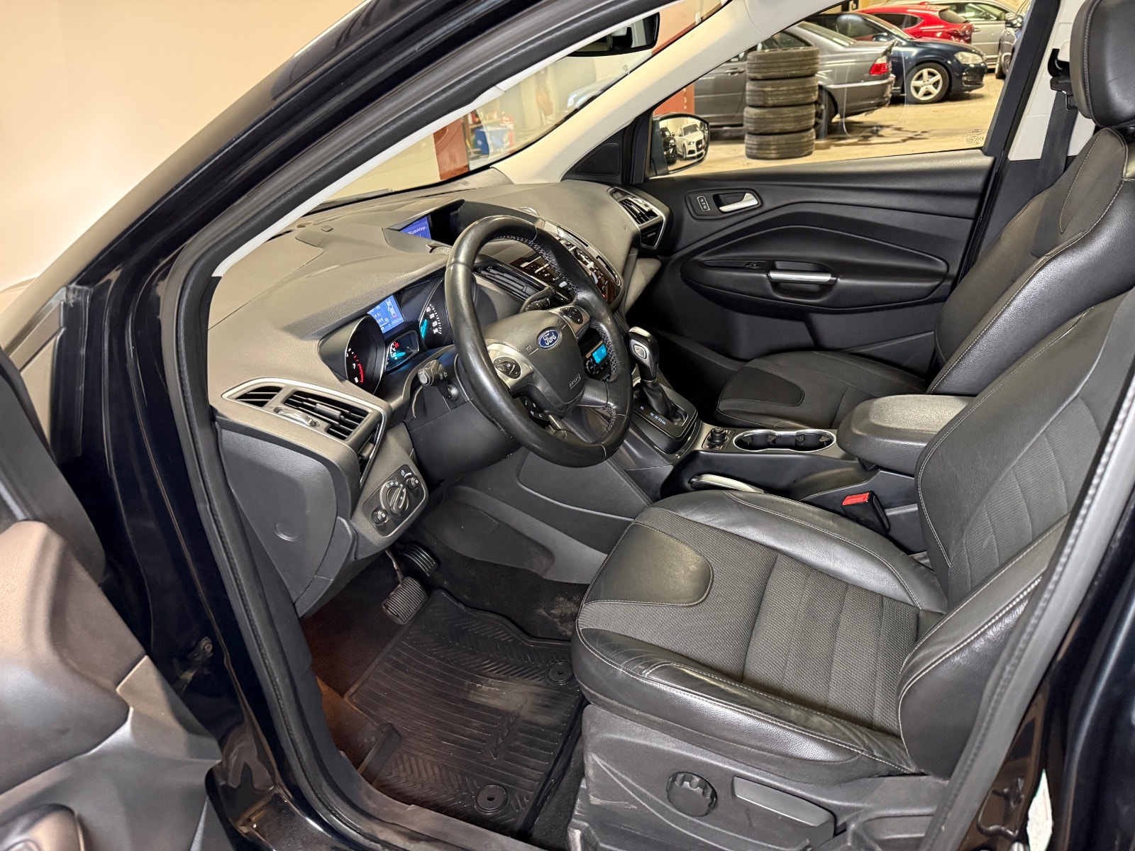 Ford Kuga 1.6 EcoBoost AWD SelectShift, 182hp, 2013