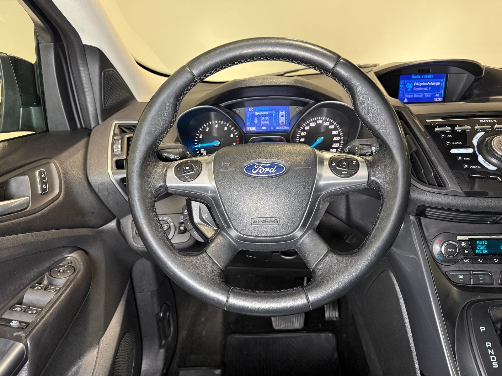 Ford Kuga 1.6 EcoBoost AWD SelectShift, 182hp, 2013