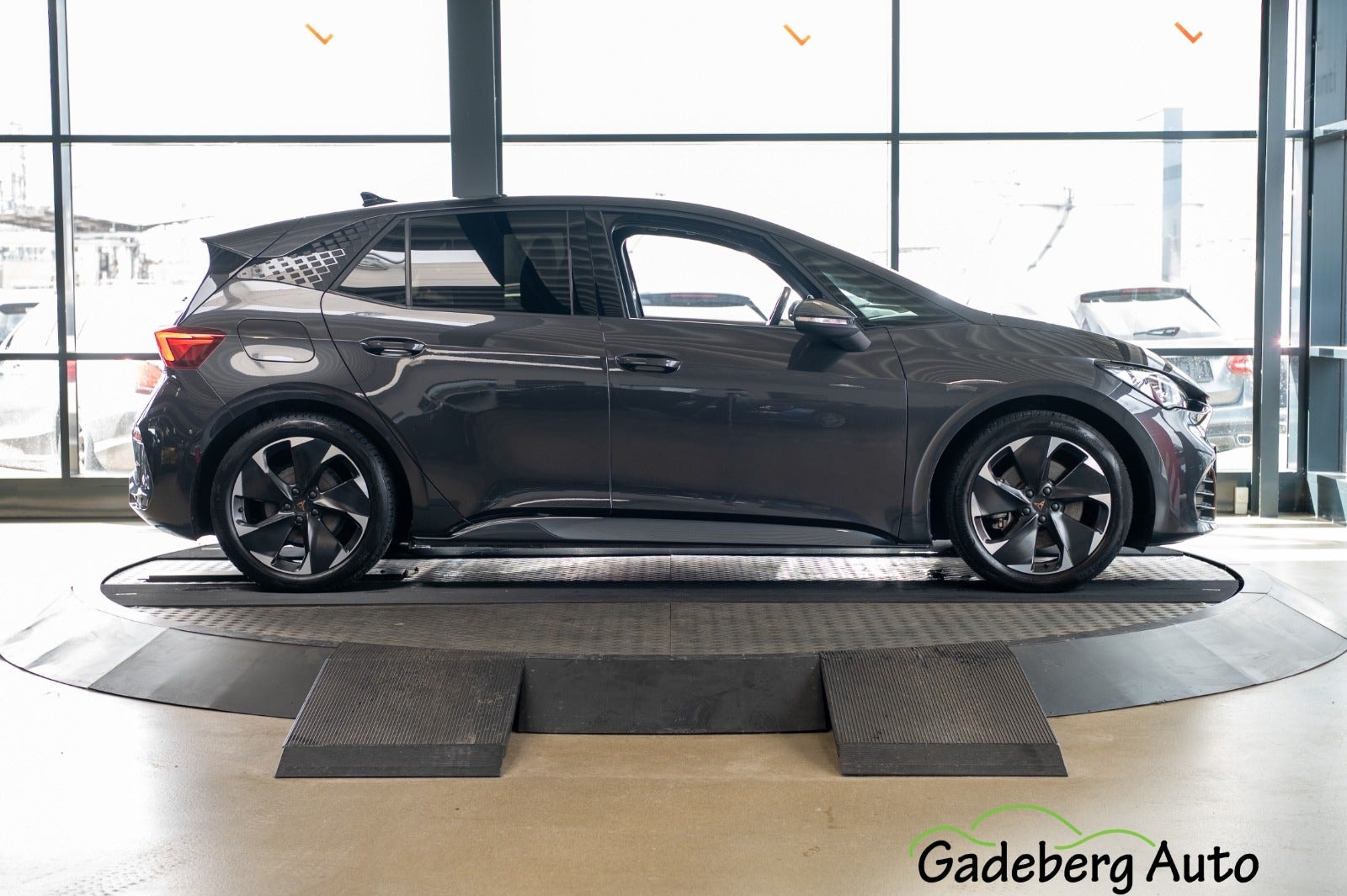 CUPRA Born e-boost 77, 231hp, 2024