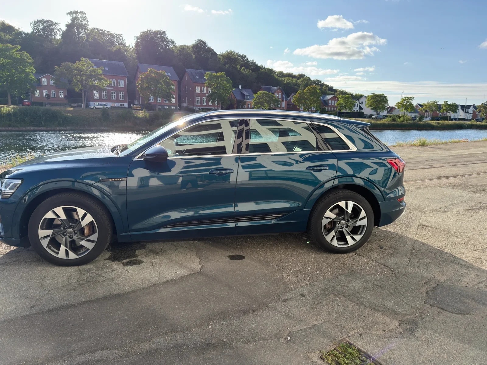 Audi e-tron 55 quattro, 408ps, 2020