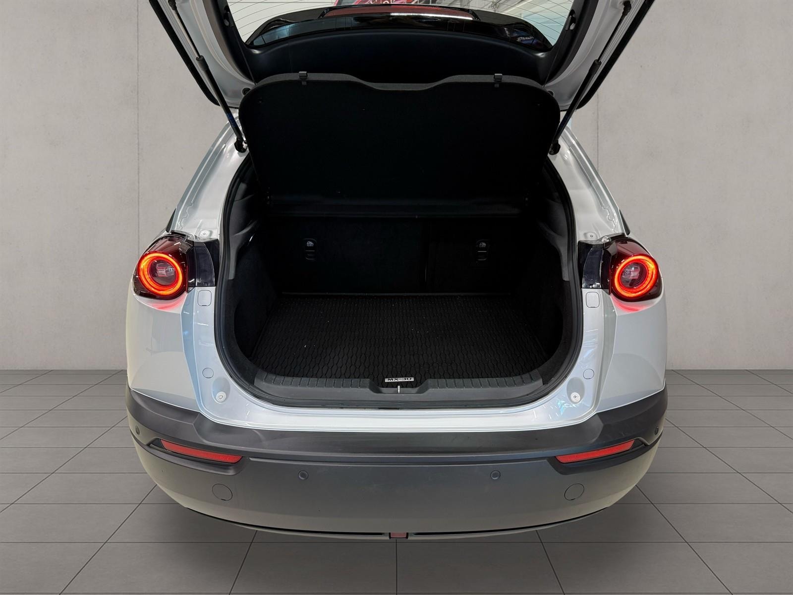 Mazda MX-30 e-Skyactiv EV, 143hp, 2021