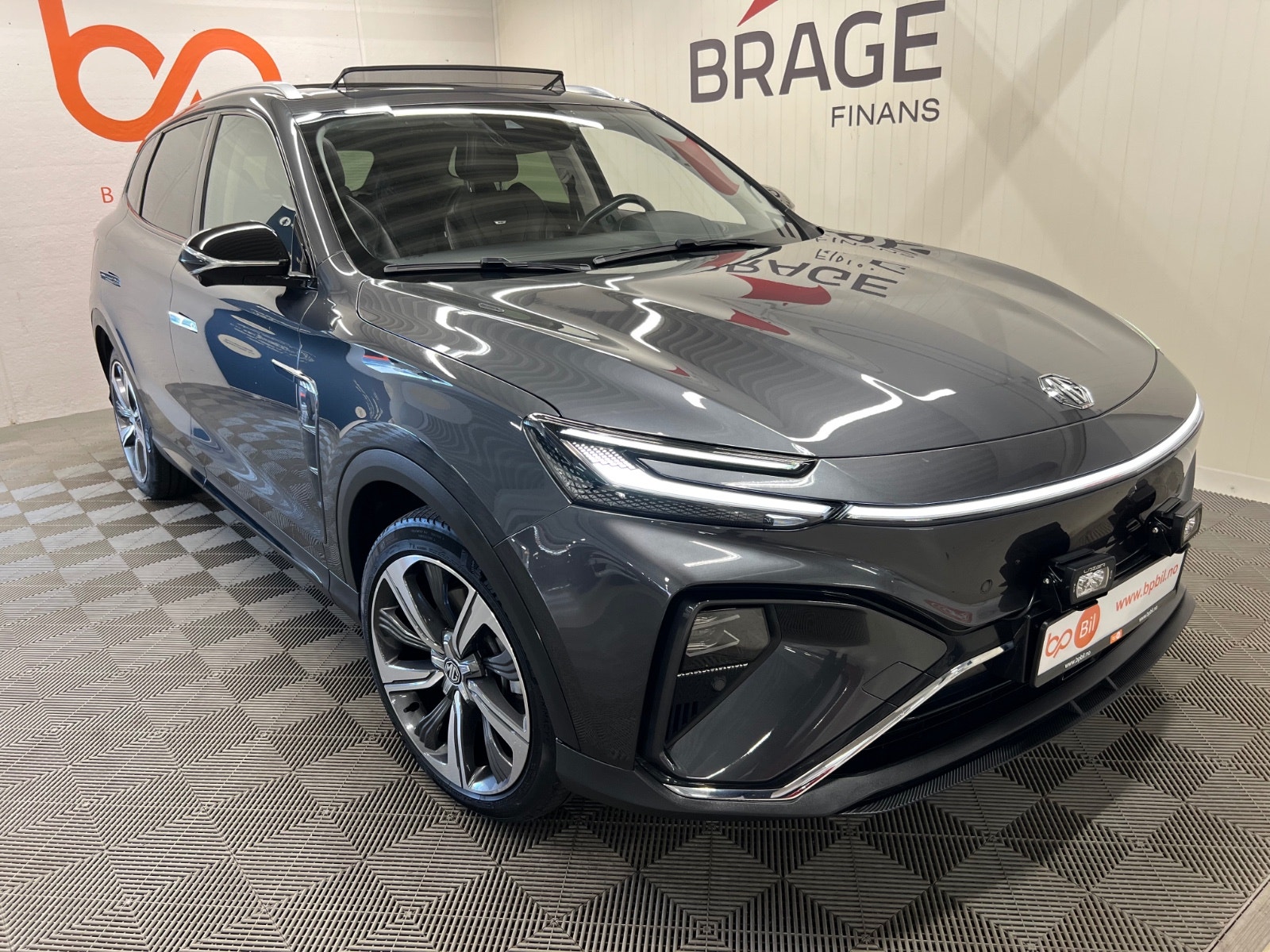 MG Marvel R Automatisk, 180hk, 2022