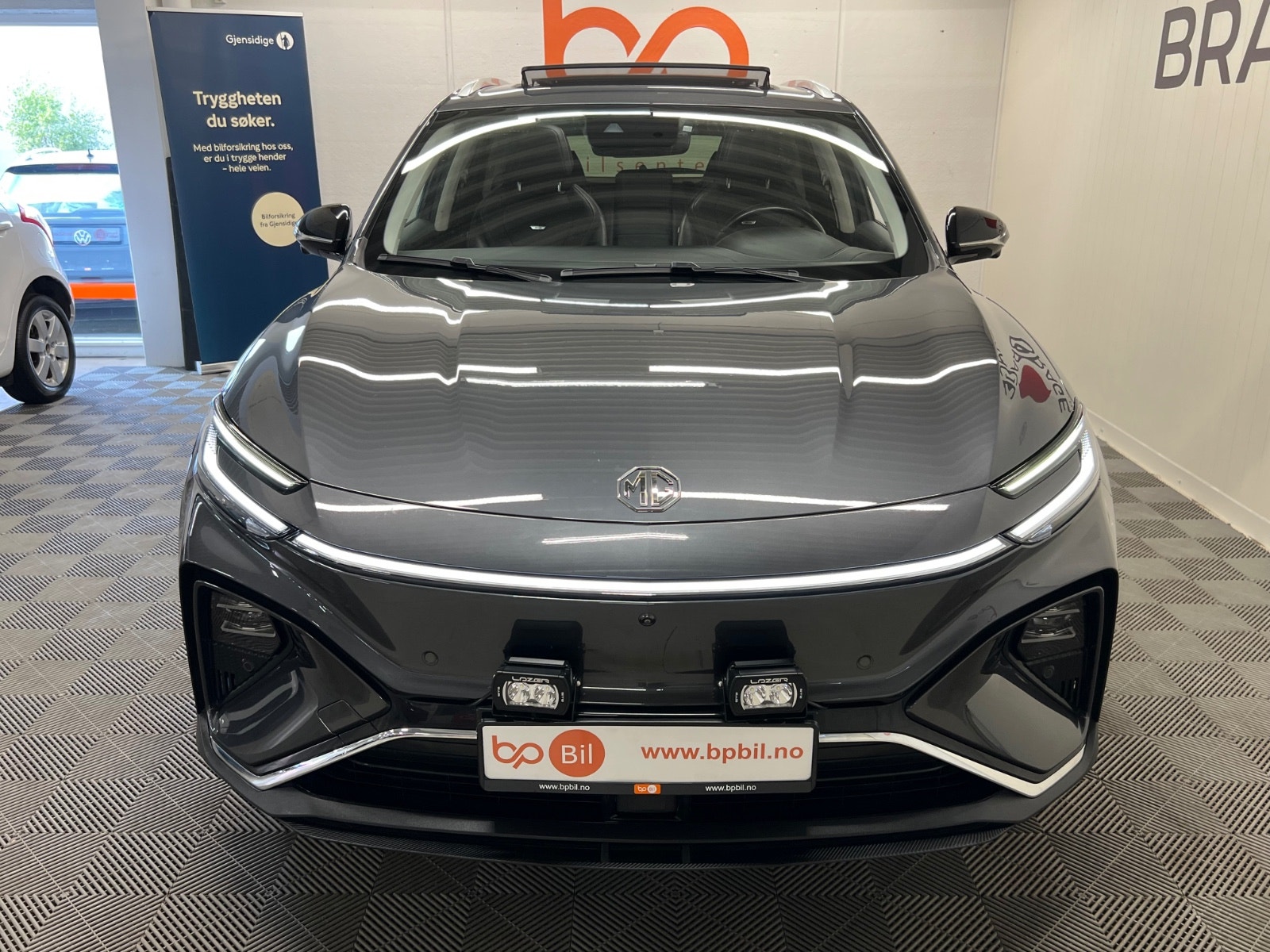 MG Marvel R Automatisk, 180hk, 2022