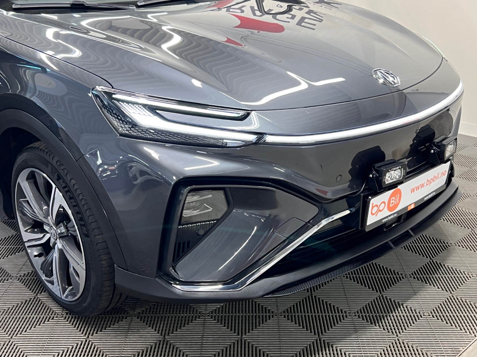 MG Marvel R Automatisk, 180hk, 2022
