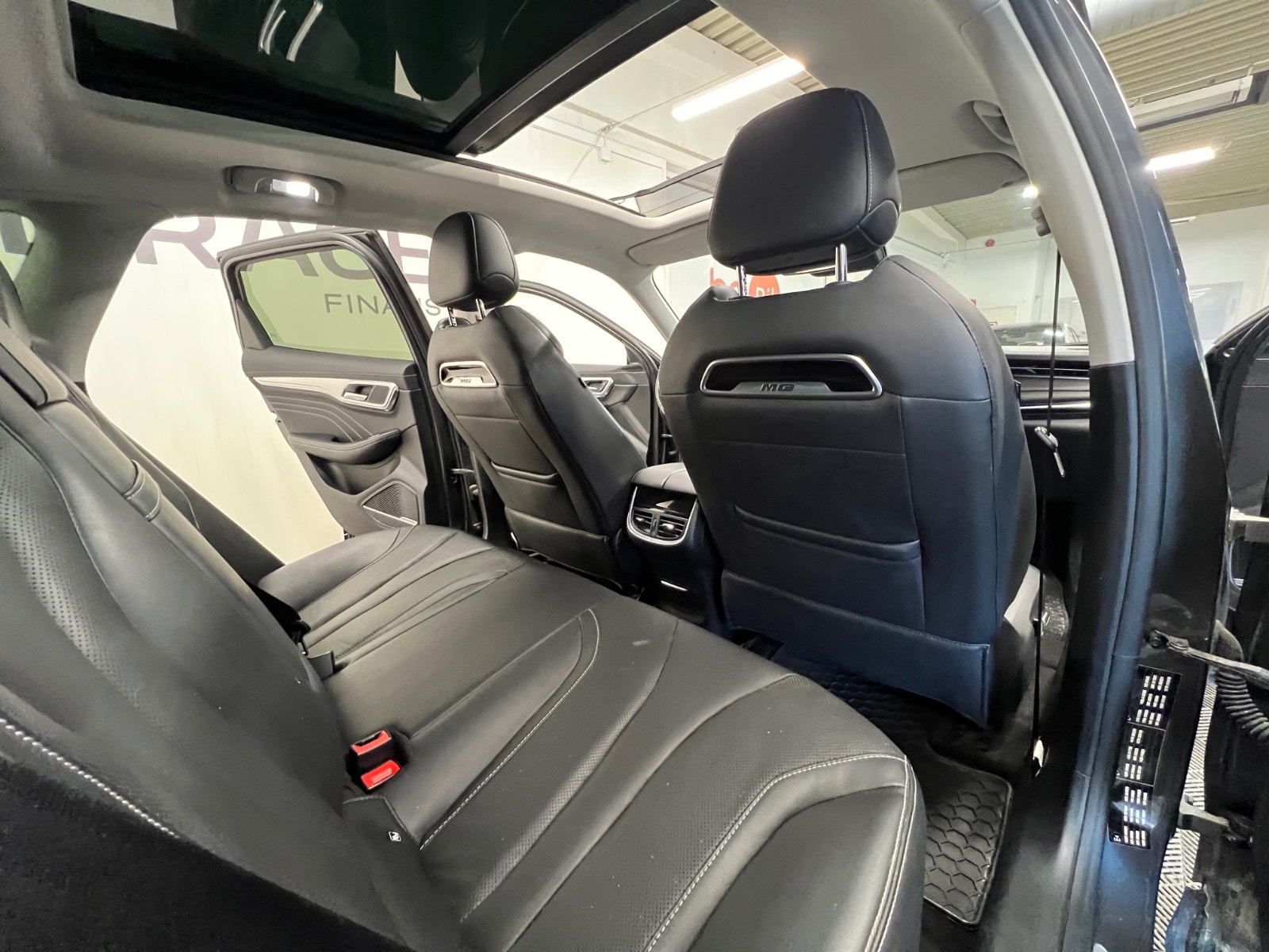 MG Marvel R Automatisk, 180hk, 2022