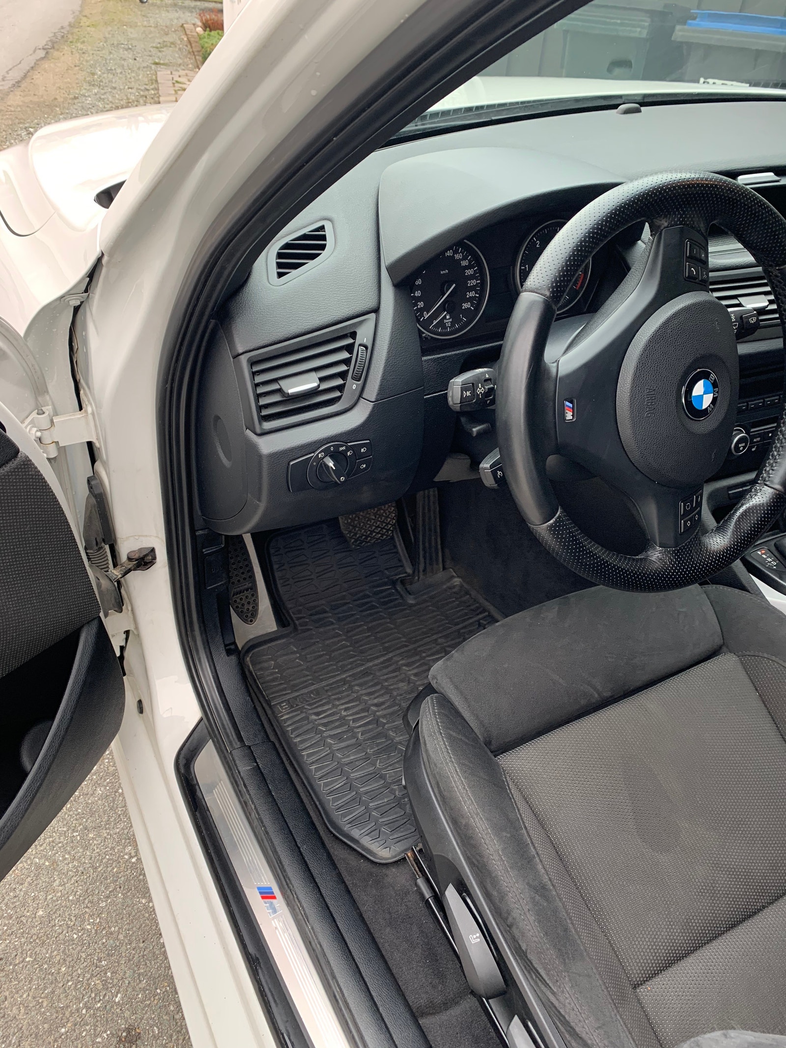 BMW X1 xDrive18d Steptronic, 136hp, 2012