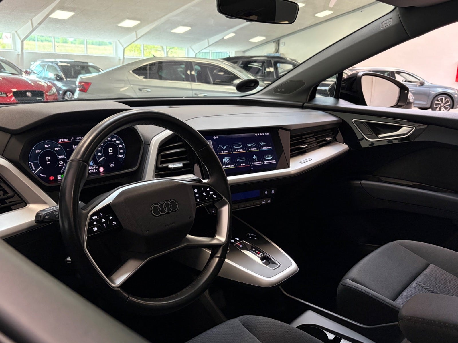 Audi Q4 40 e-tron, 204ps, 2022