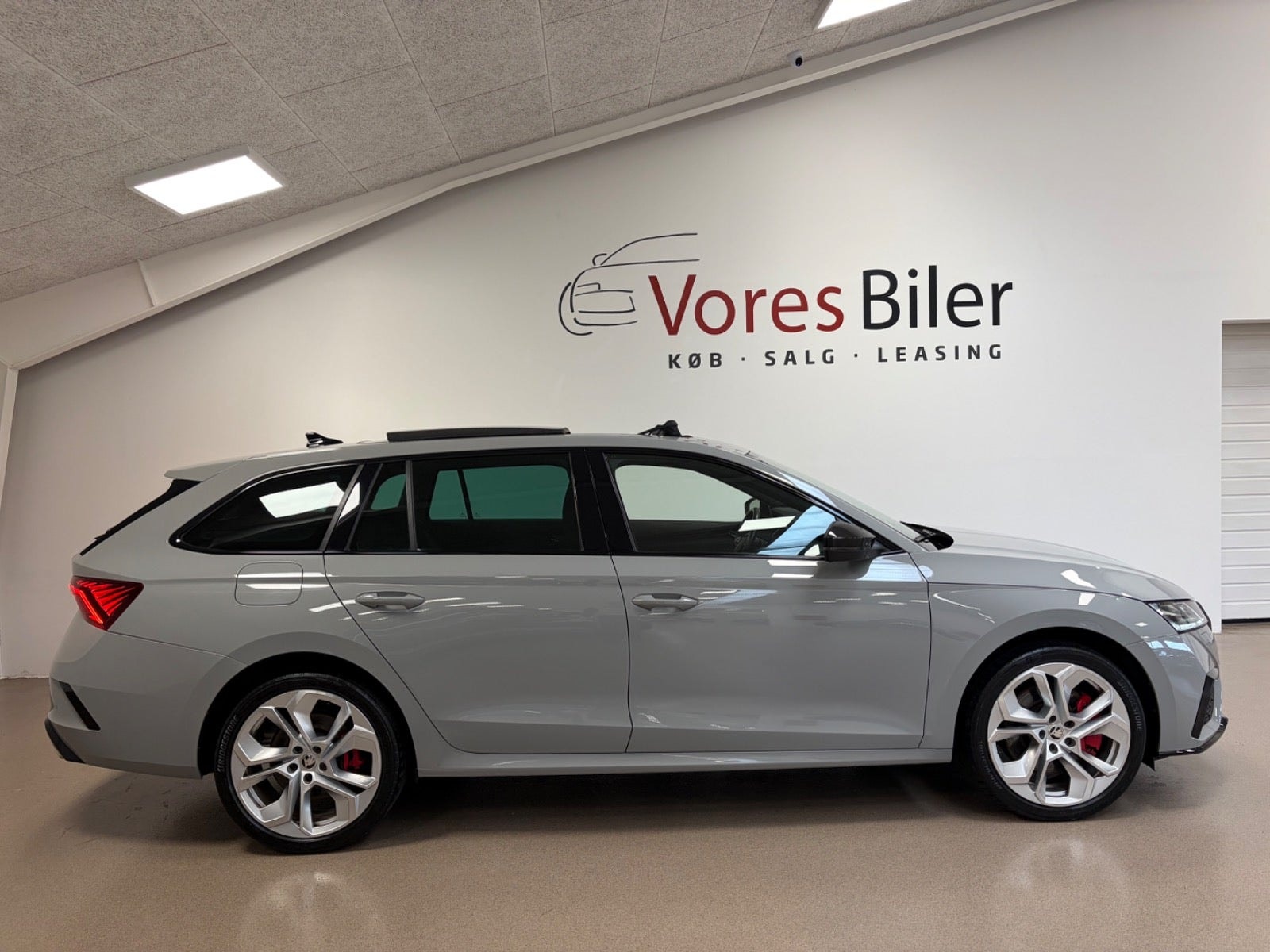 Škoda Octavia Combi RS iV DSG sekvensiell, 6-trinn, 245hk, 2021