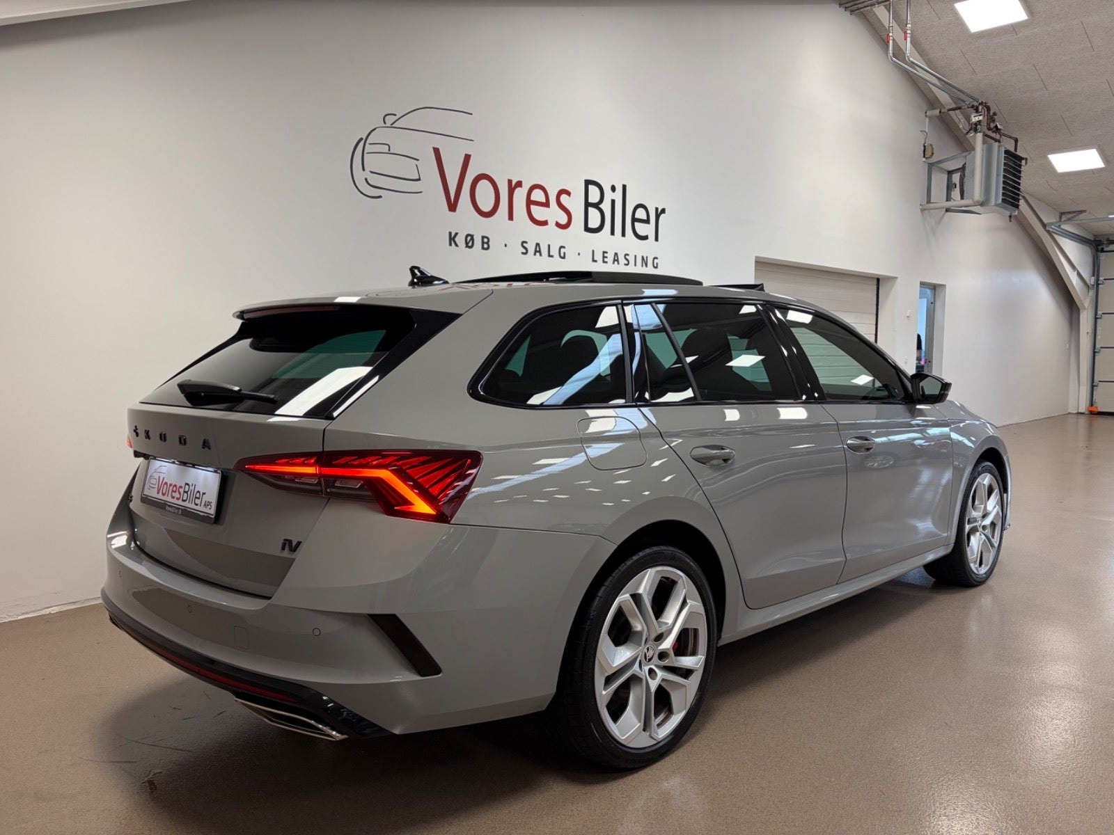 Škoda Octavia Combi RS iV DSG sekvensiell, 6-trinn, 245hk, 2021