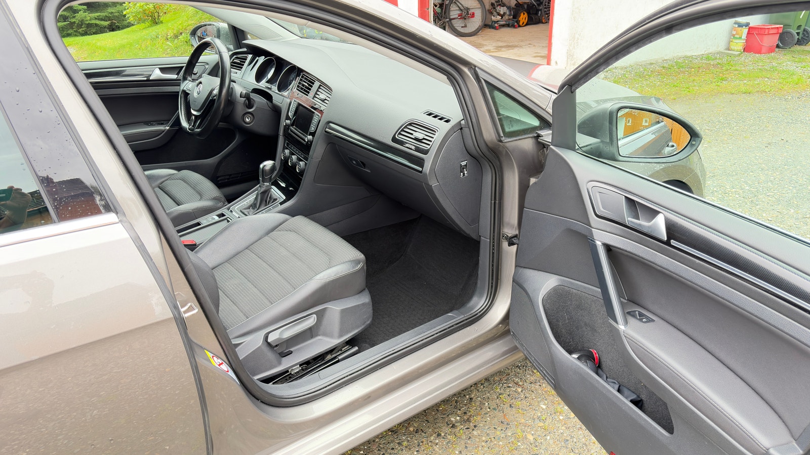Volkswagen Golf Variant 1.6 TDI DPF BMT DSG Sequential, 7-trins, 105ps, 2014