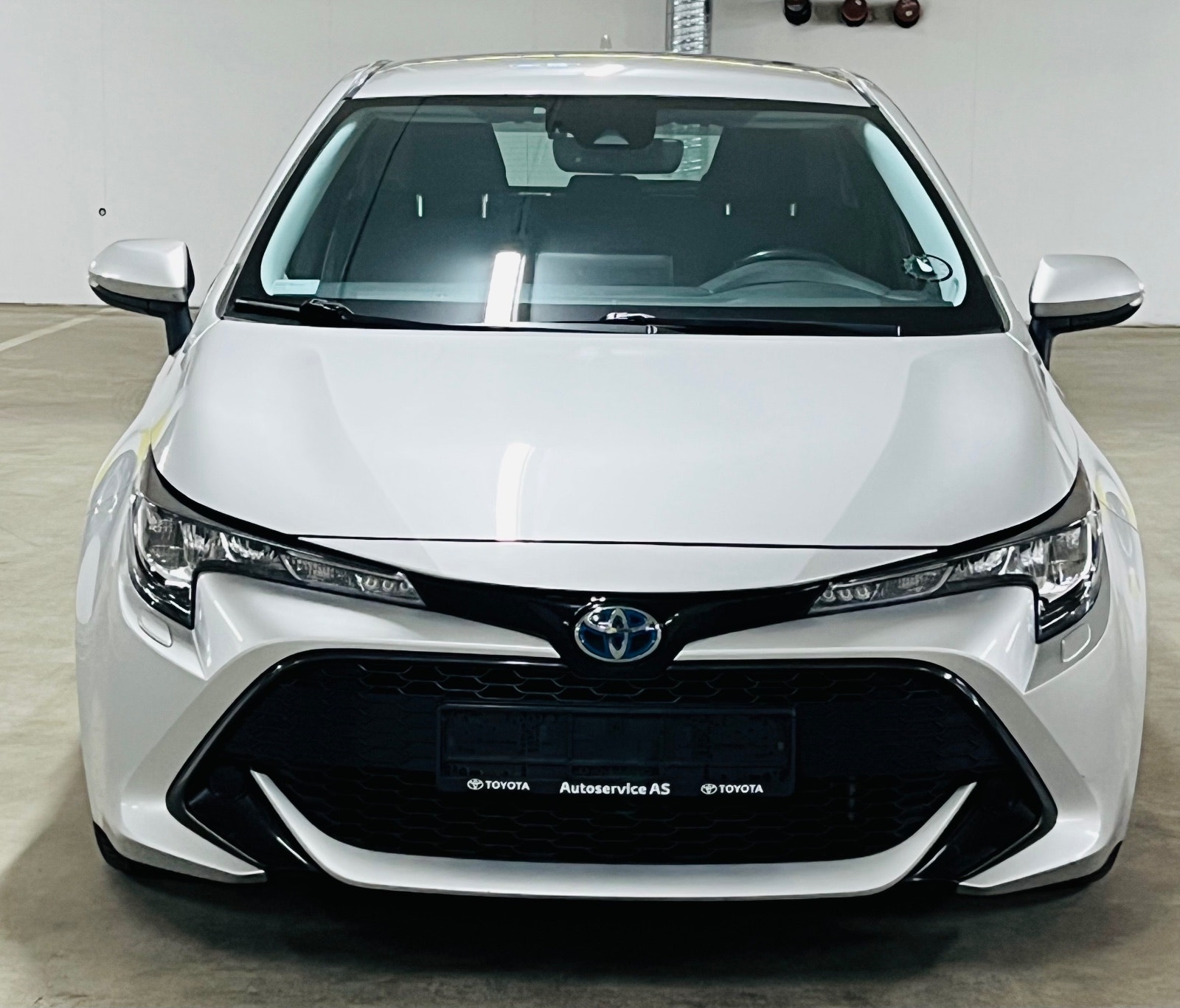 Toyota Corolla Hybrid e-CVT, 122hp, 2019