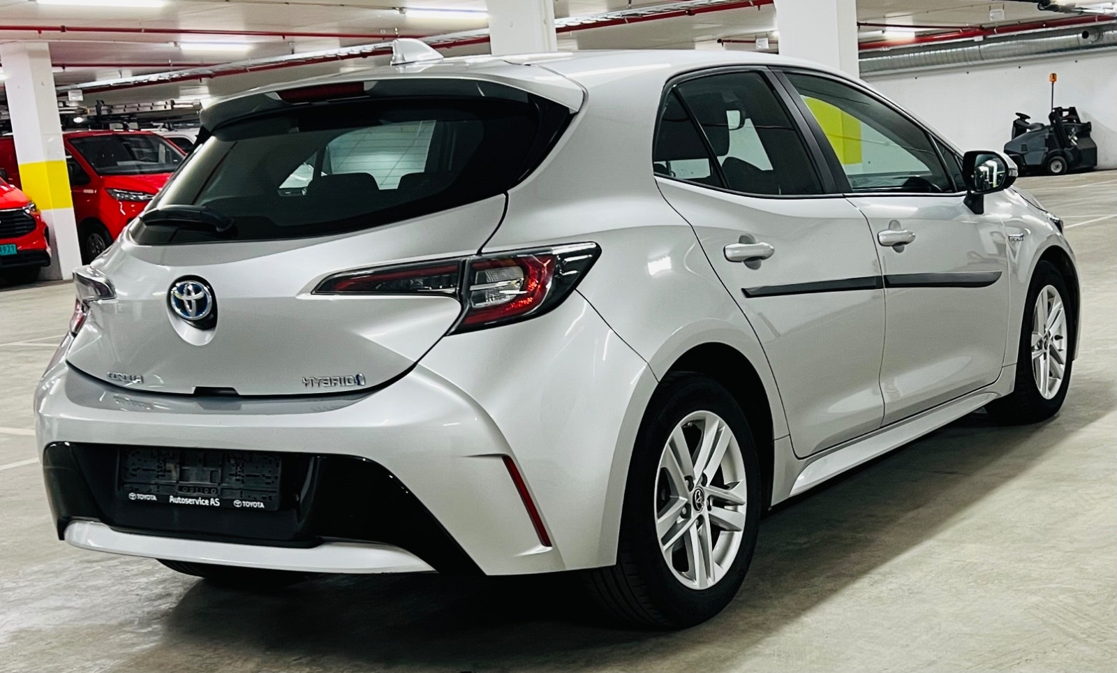 Toyota Corolla Hybrid e-CVT, 122hp, 2019