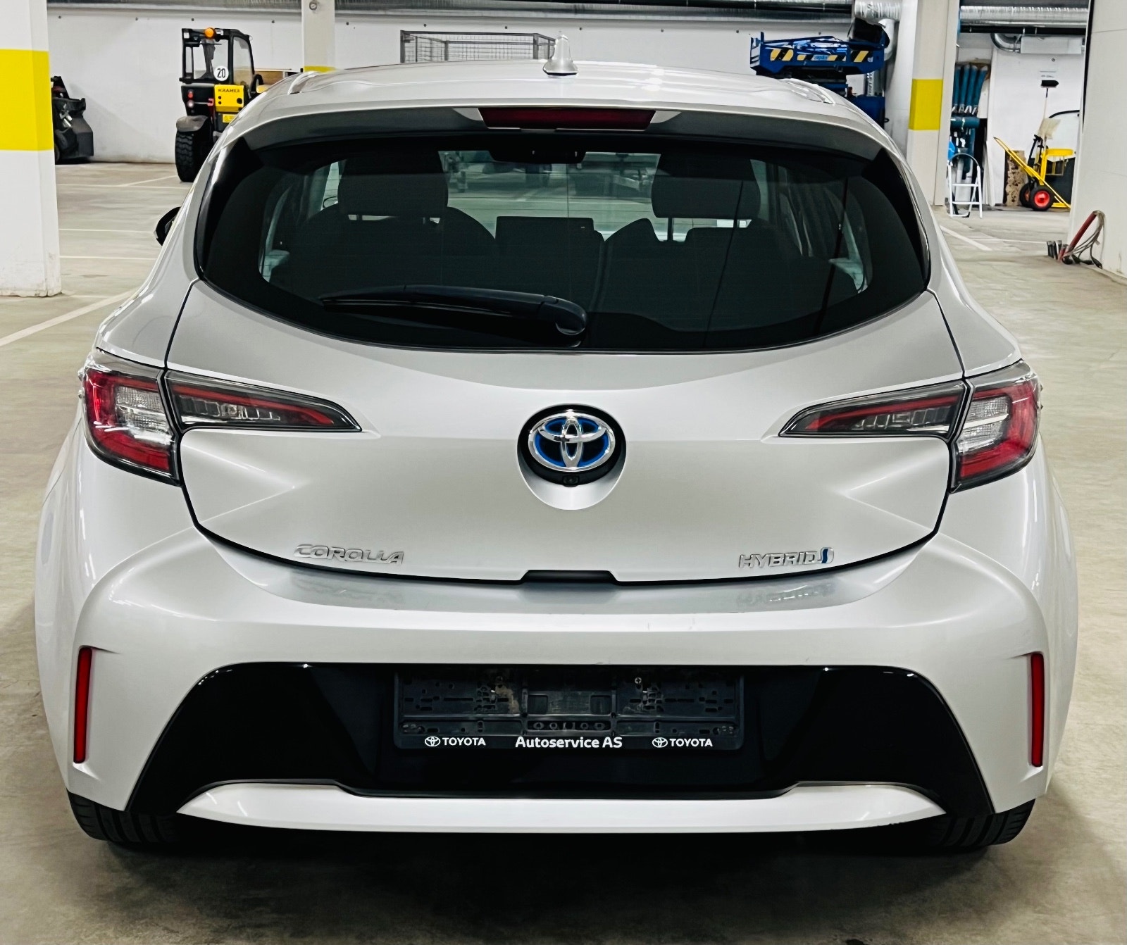 Toyota Corolla Hybrid e-CVT, 122hp, 2019