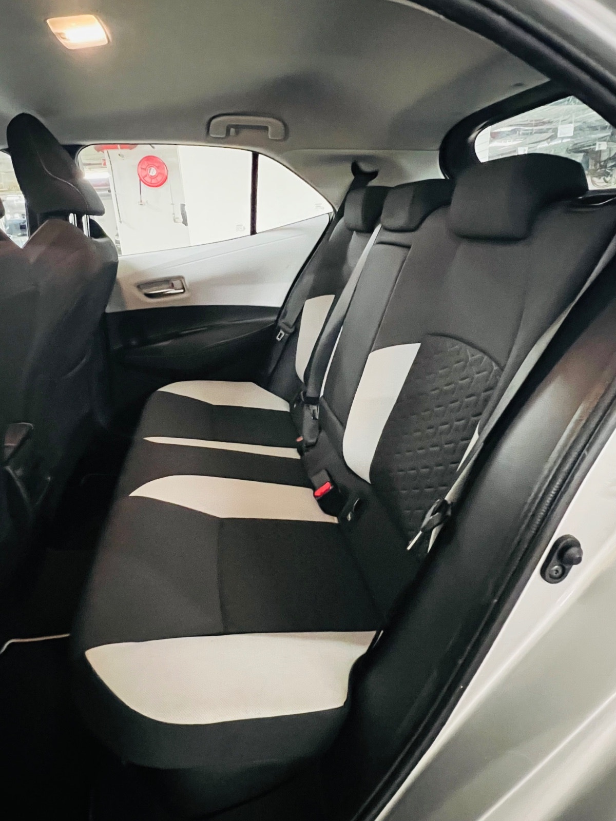 Toyota Corolla Hybrid e-CVT, 122hp, 2019