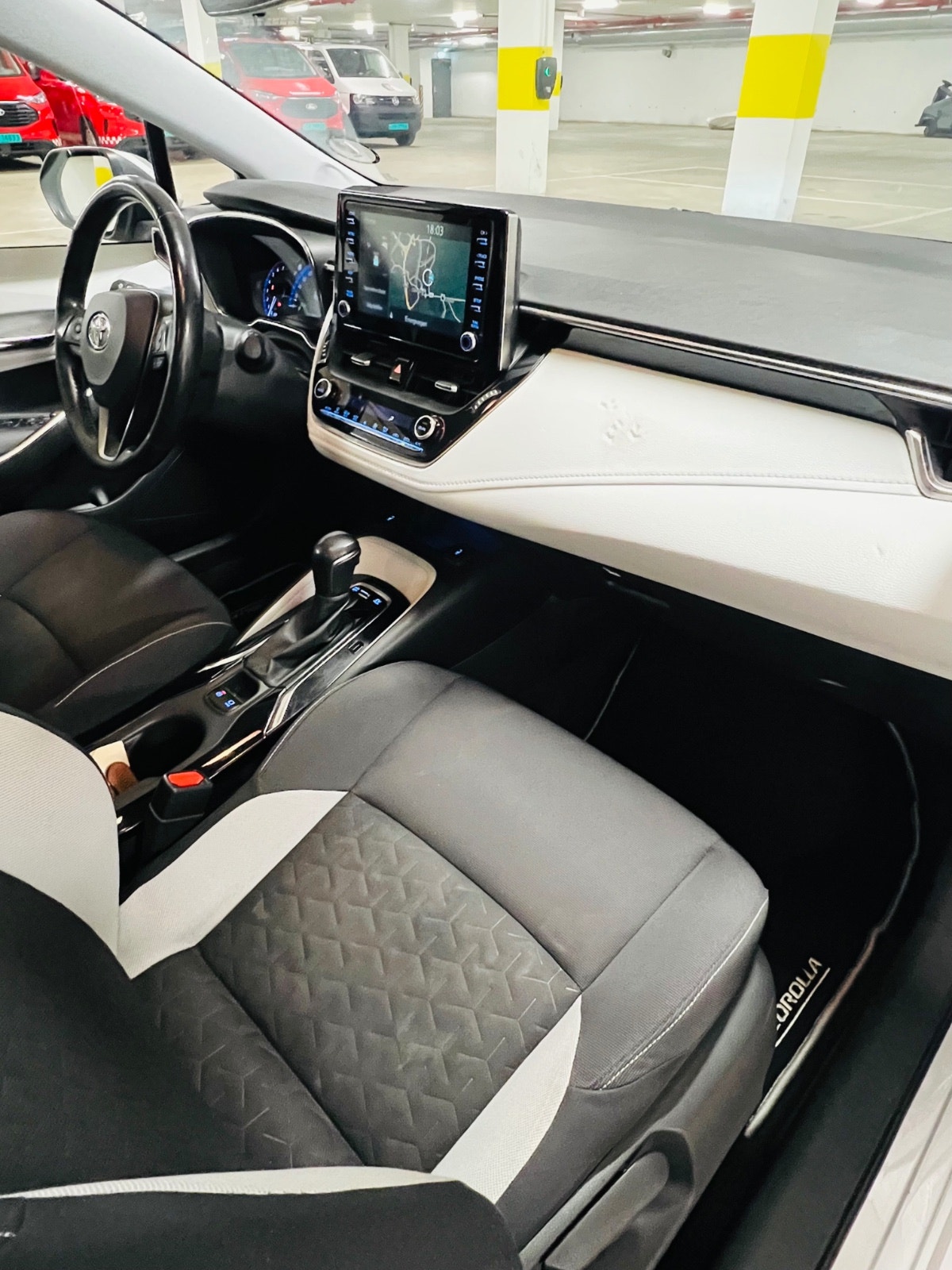 Toyota Corolla Hybrid e-CVT, 122hp, 2019