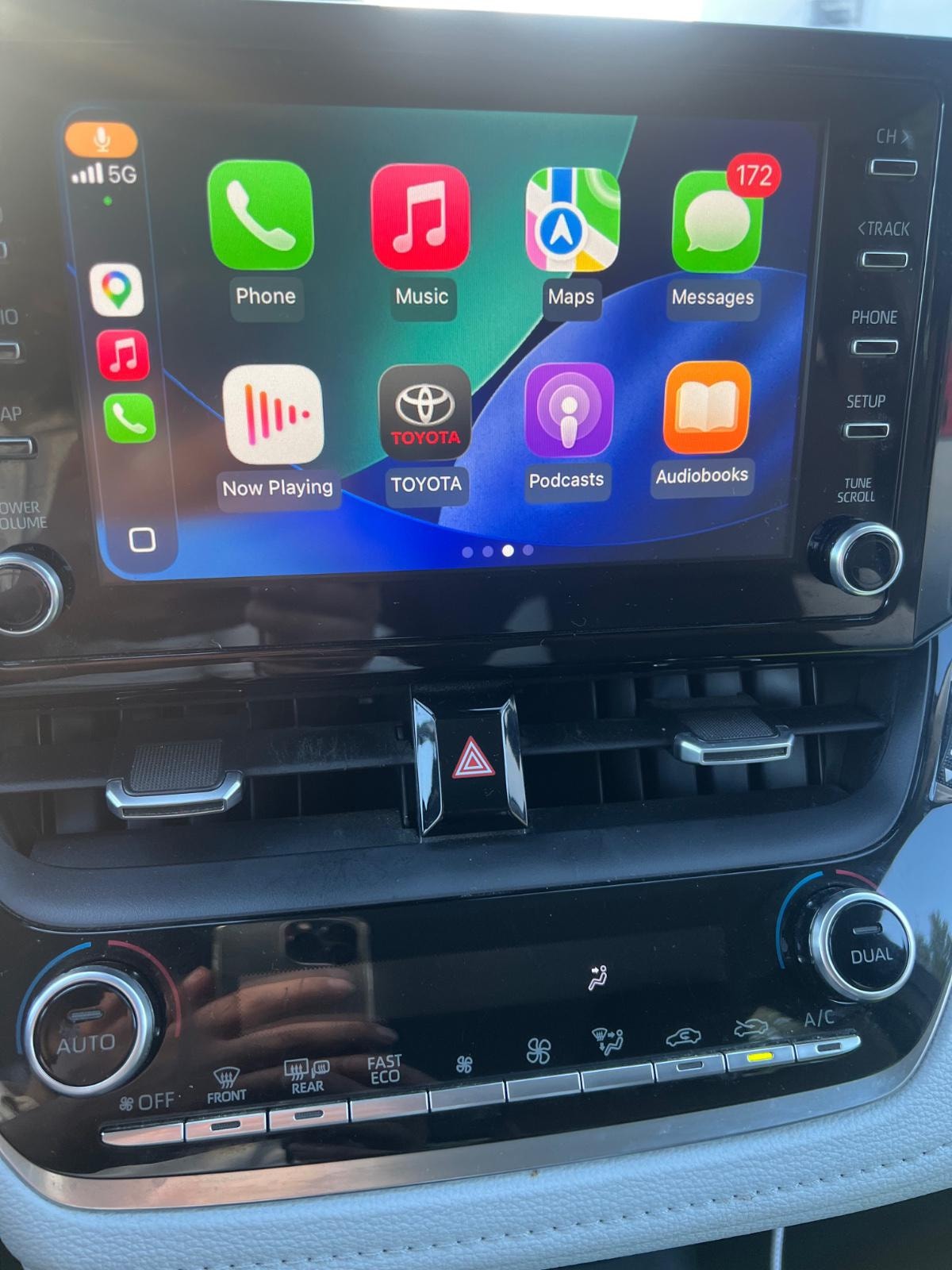 Toyota Corolla Hybrid e-CVT, 122hp, 2019