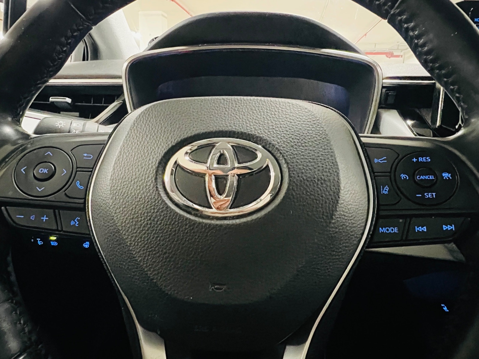 Toyota Corolla Hybrid e-CVT, 122hp, 2019