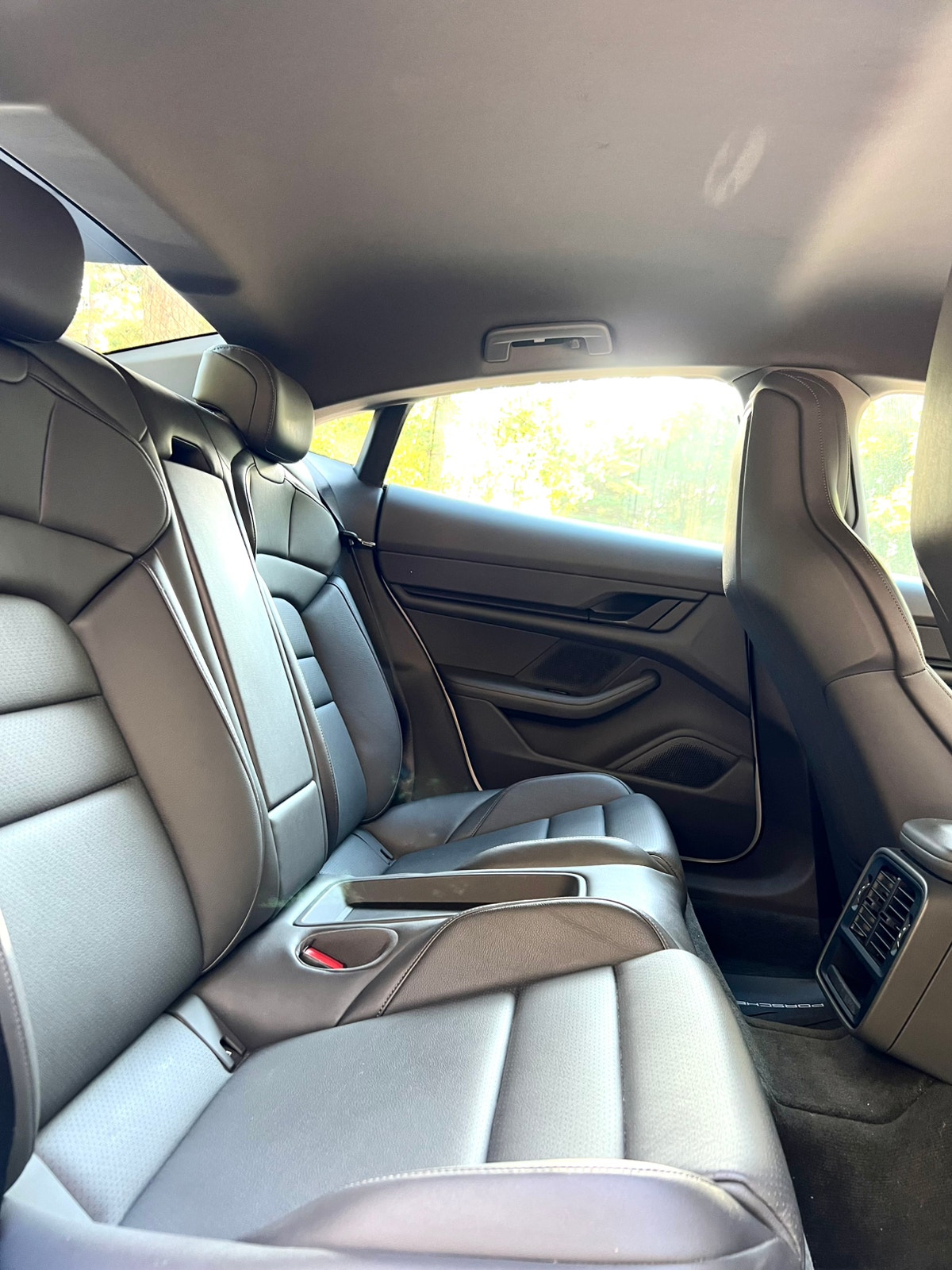 Porsche Taycan Direct Drive/Automatic, 326hp, 2021