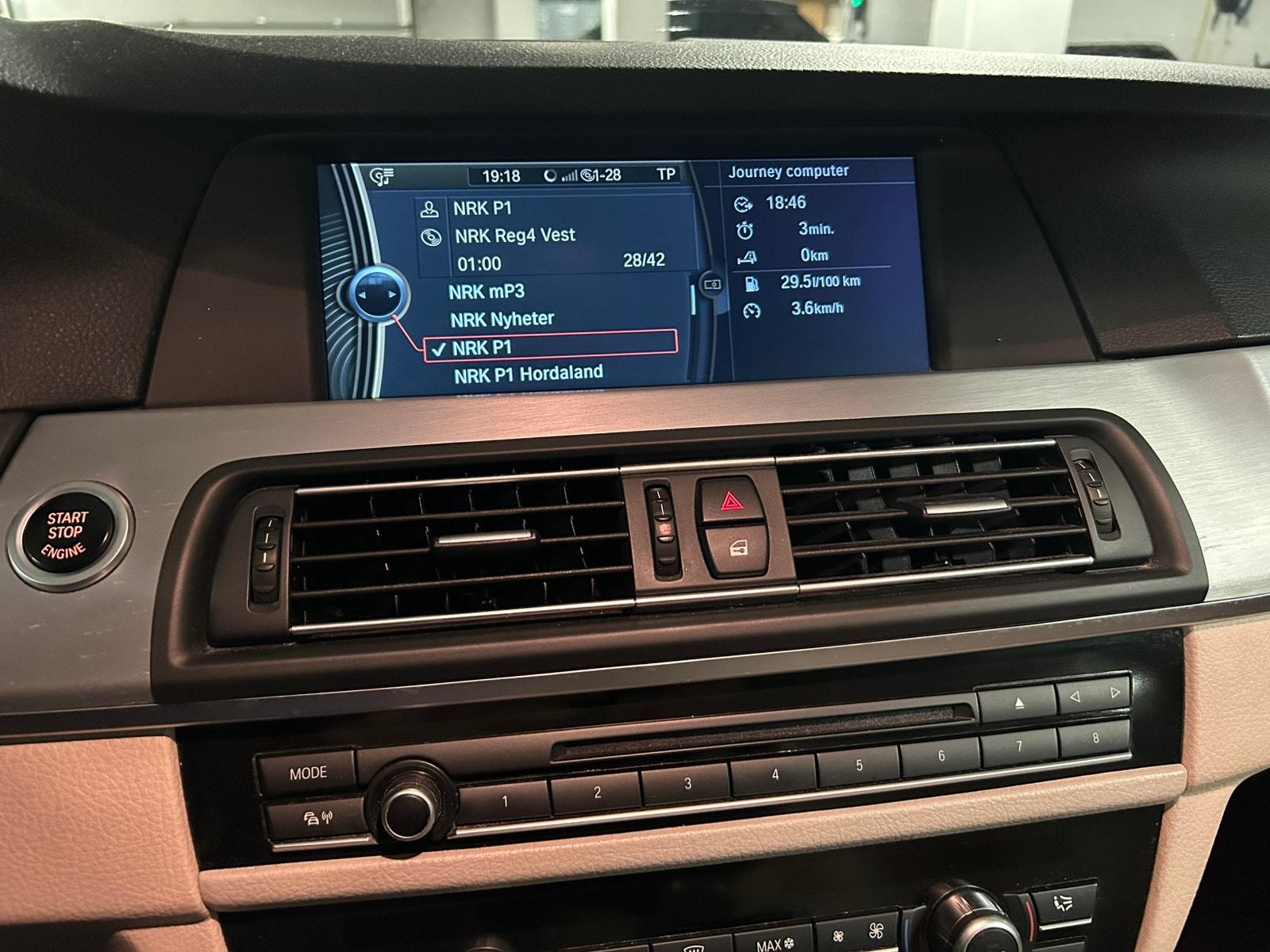 BMW 525d Sedan Steptronic, 8-trins, 204ps, 2011