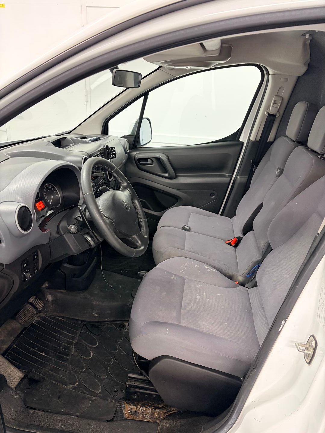 Peugeot Partner Van Increased Payload 1.6 HDi EGS, 90hp, 2013