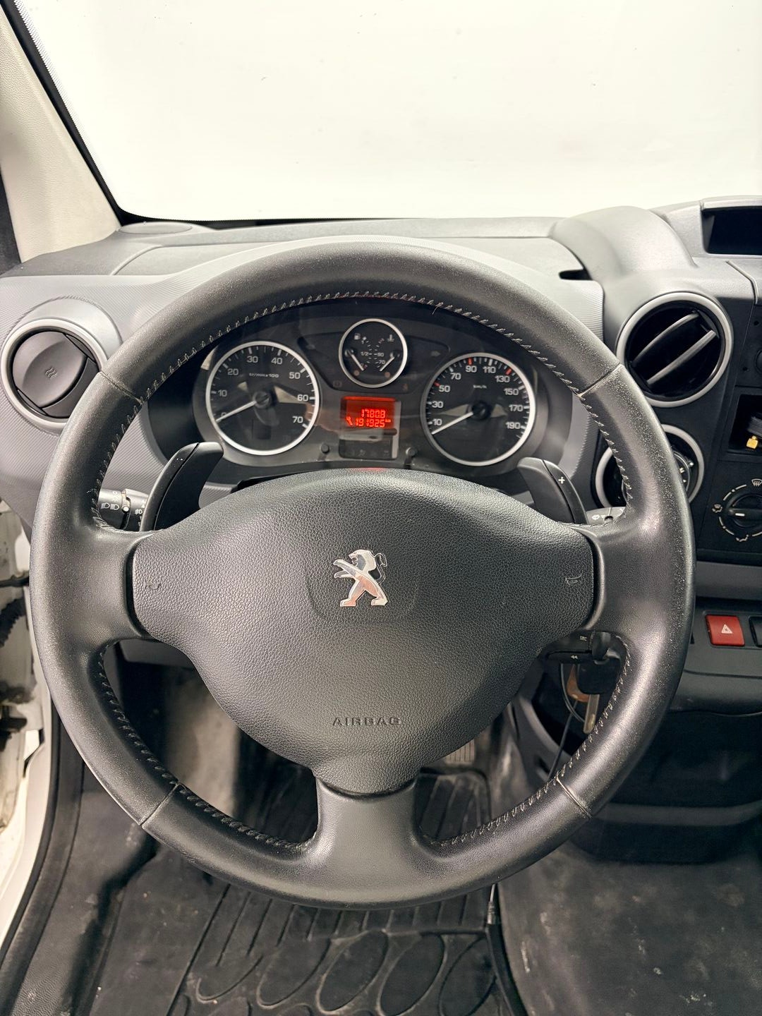 Peugeot Partner Van Increased Payload 1.6 HDi EGS, 90hp, 2013