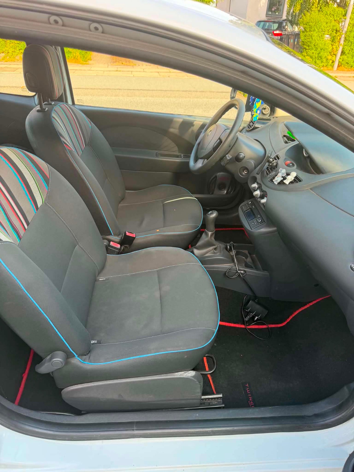 Renault Twingo 1.5 dCi Manual, 75hp, 2012