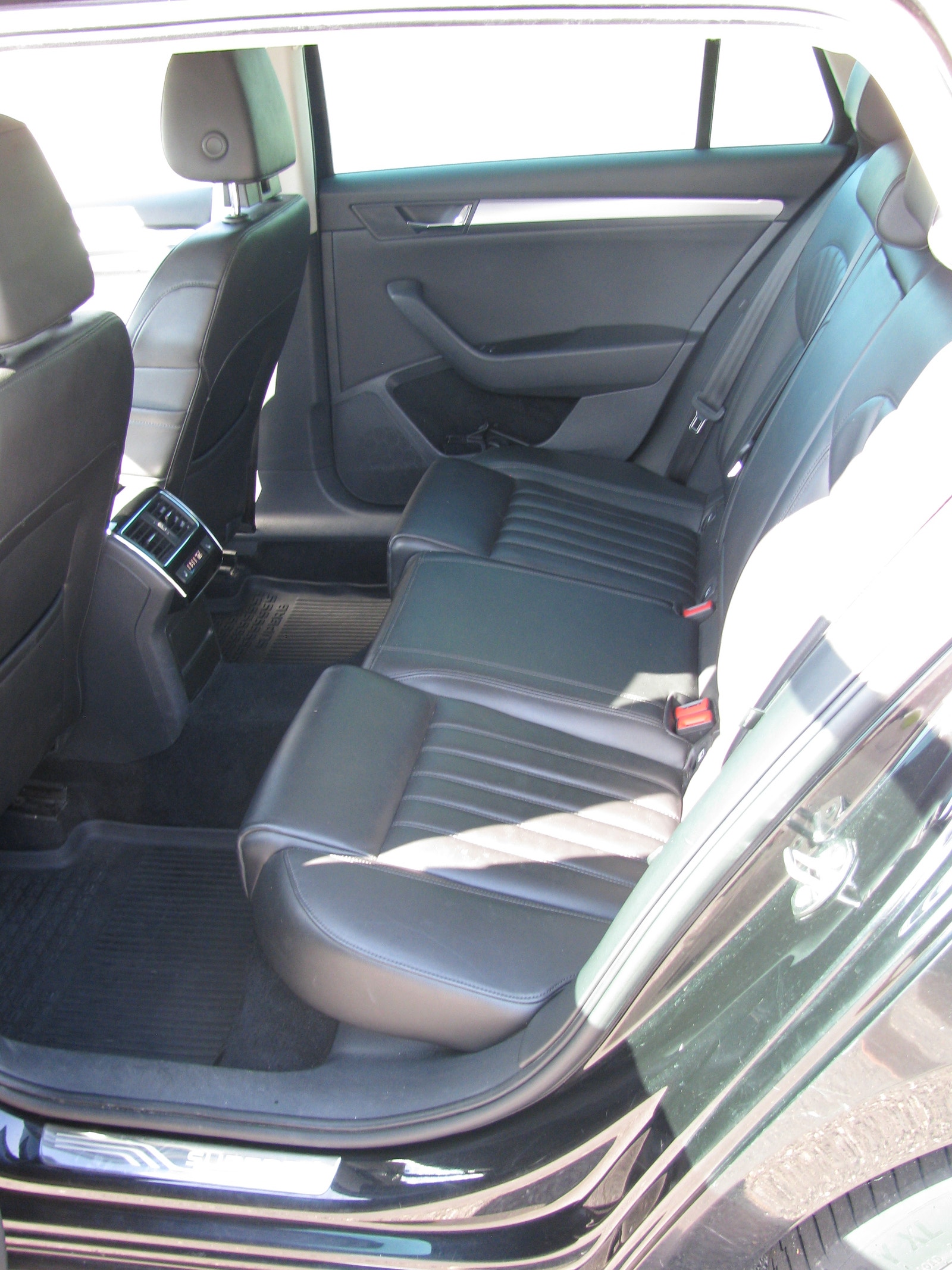 Škoda Superb Stasjonsvogn 2.0 TDI DSG sekvensiell, 6-trinn, 150hk, 2017