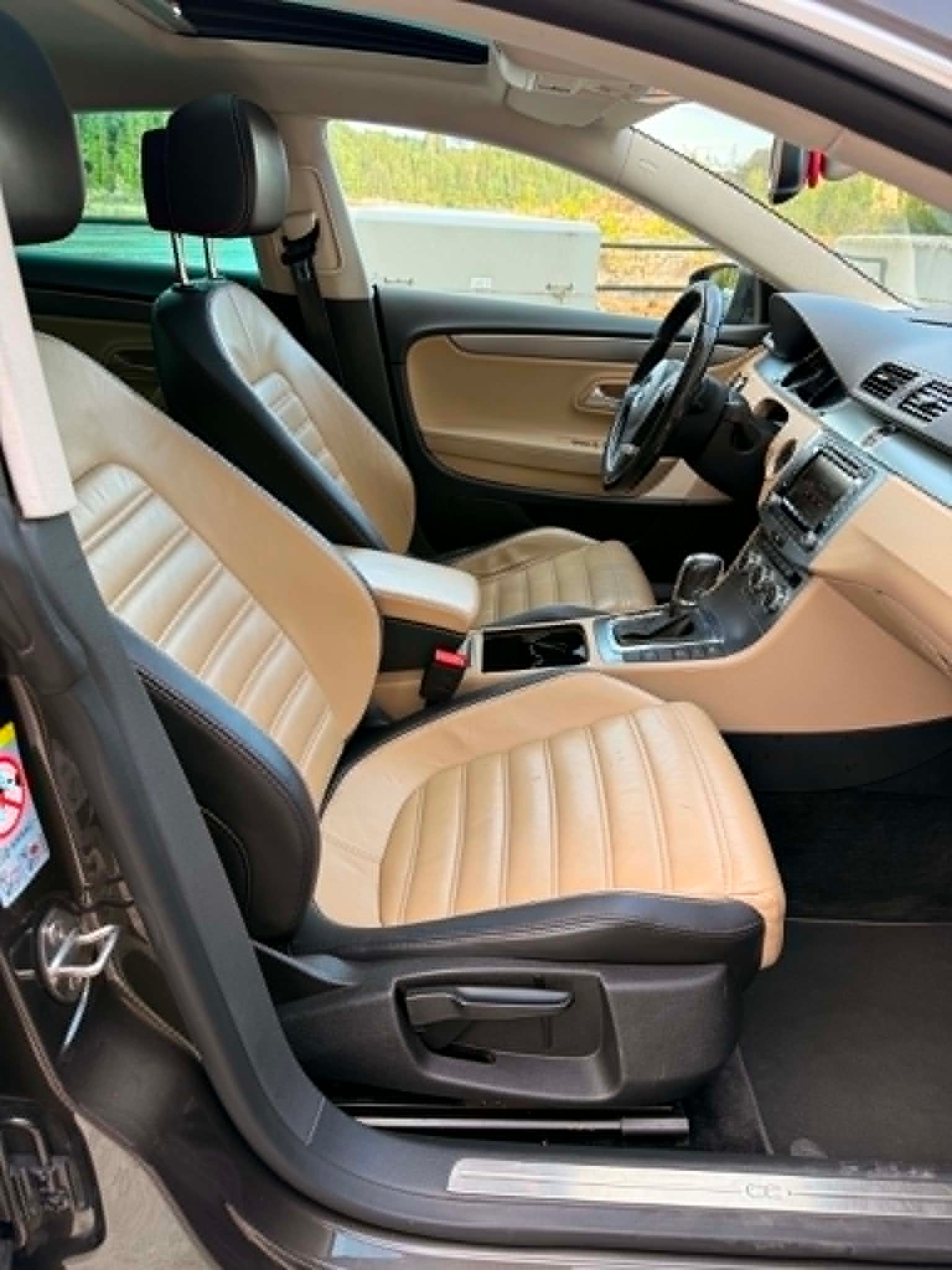 Volkswagen CC 5-seater 2.0 TDI DPF BMT DSG Sequential, 140hp, 2013
