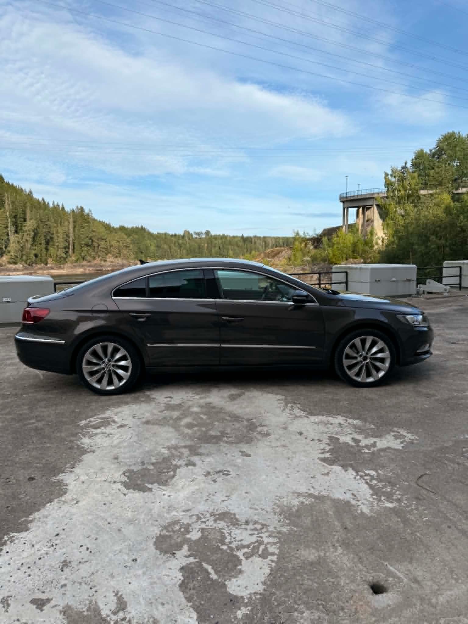 Volkswagen CC 5-seater 2.0 TDI DPF BMT DSG Sequential, 140hp, 2013