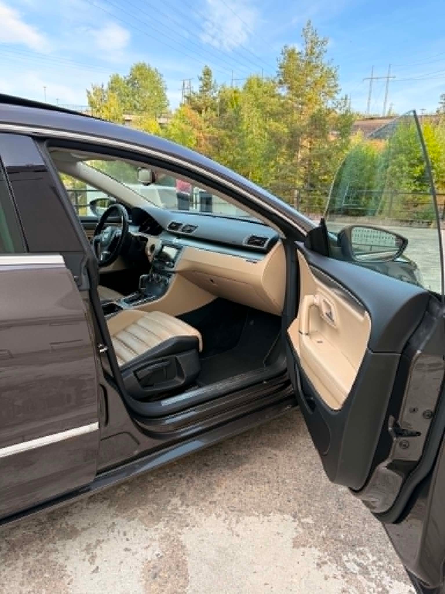 Volkswagen CC 5-seater 2.0 TDI DPF BMT DSG Sequential, 140hp, 2013