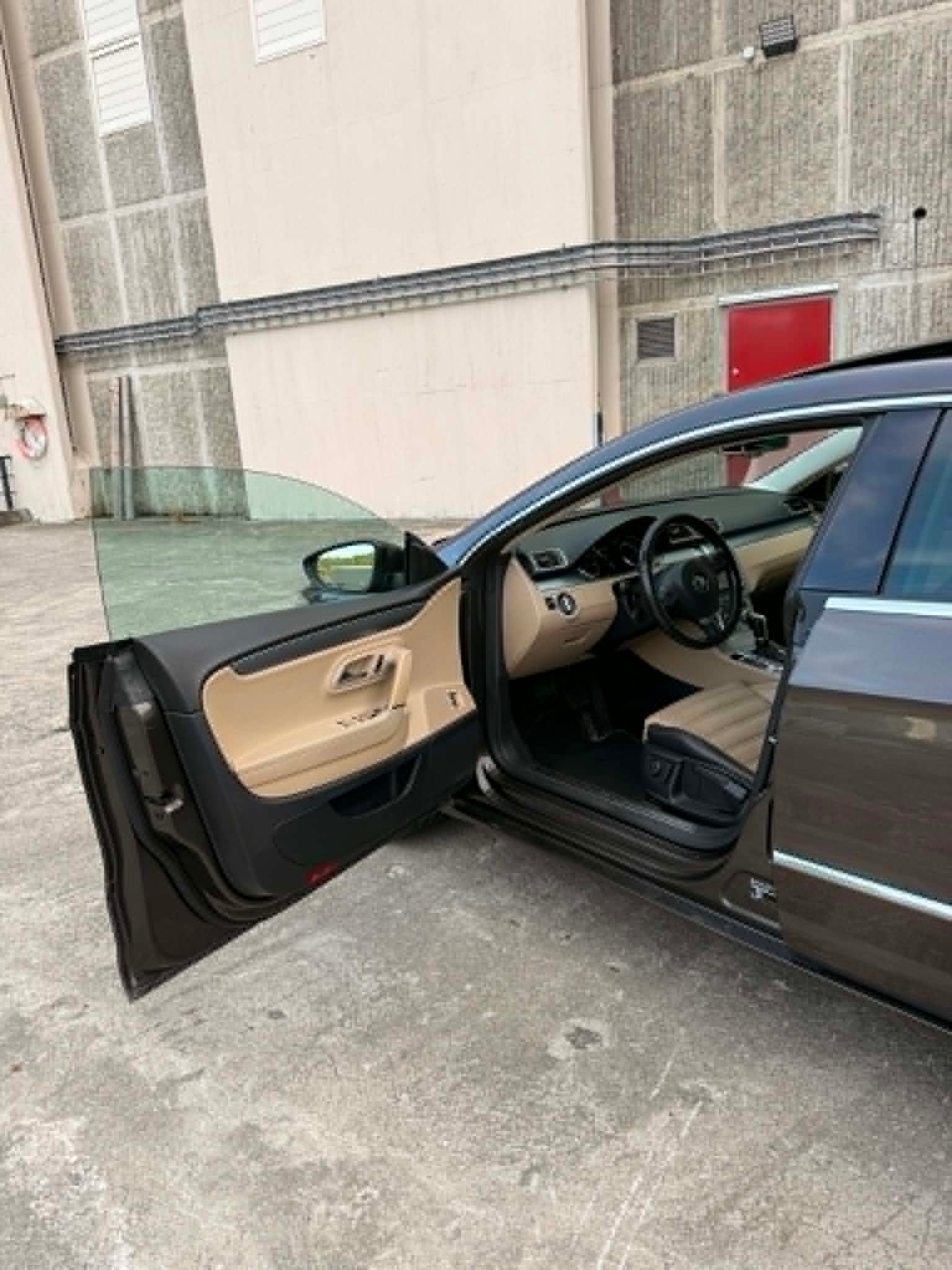 Volkswagen CC 5-seater 2.0 TDI DPF BMT DSG Sequential, 140hp, 2013