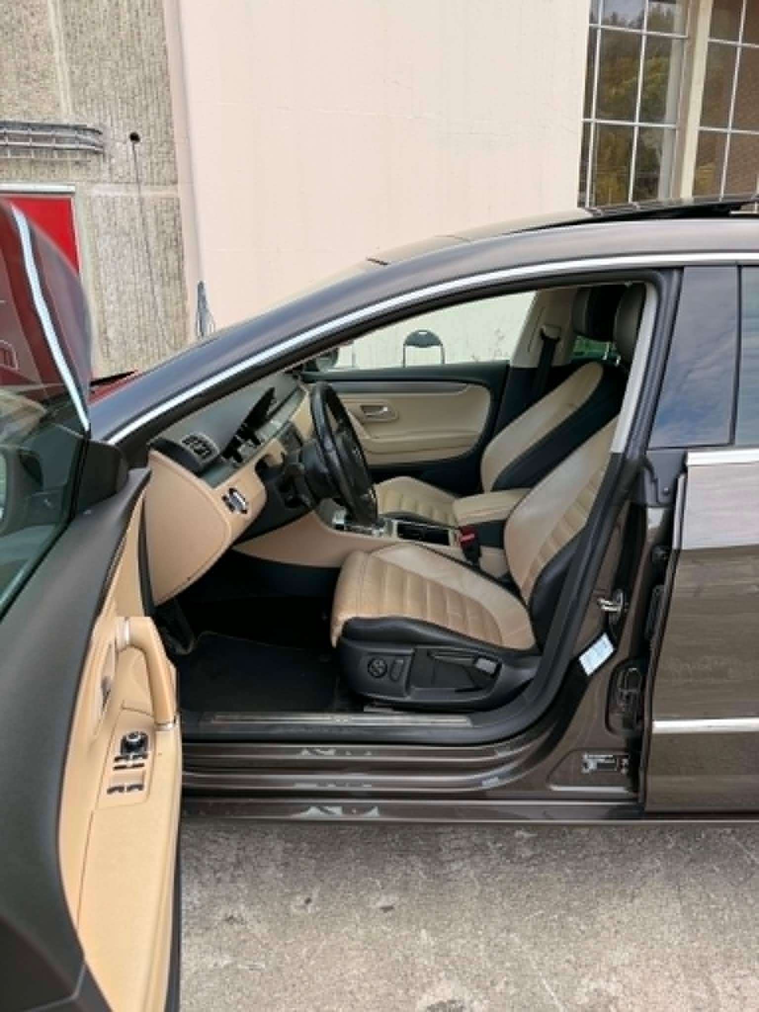 Volkswagen CC 5-seater 2.0 TDI DPF BMT DSG Sequential, 140hp, 2013