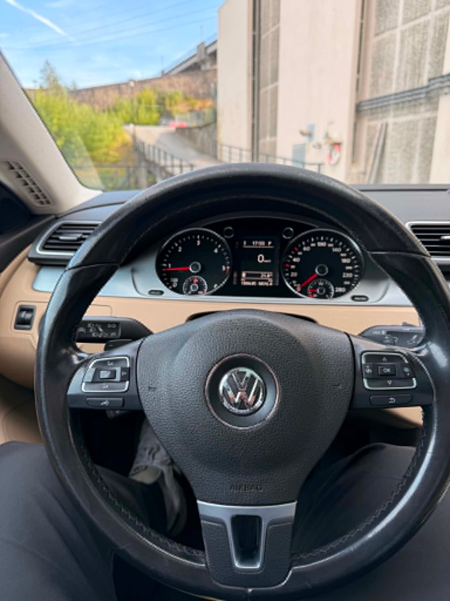 Volkswagen CC 5-seater 2.0 TDI DPF BMT DSG Sequential, 140hp, 2013