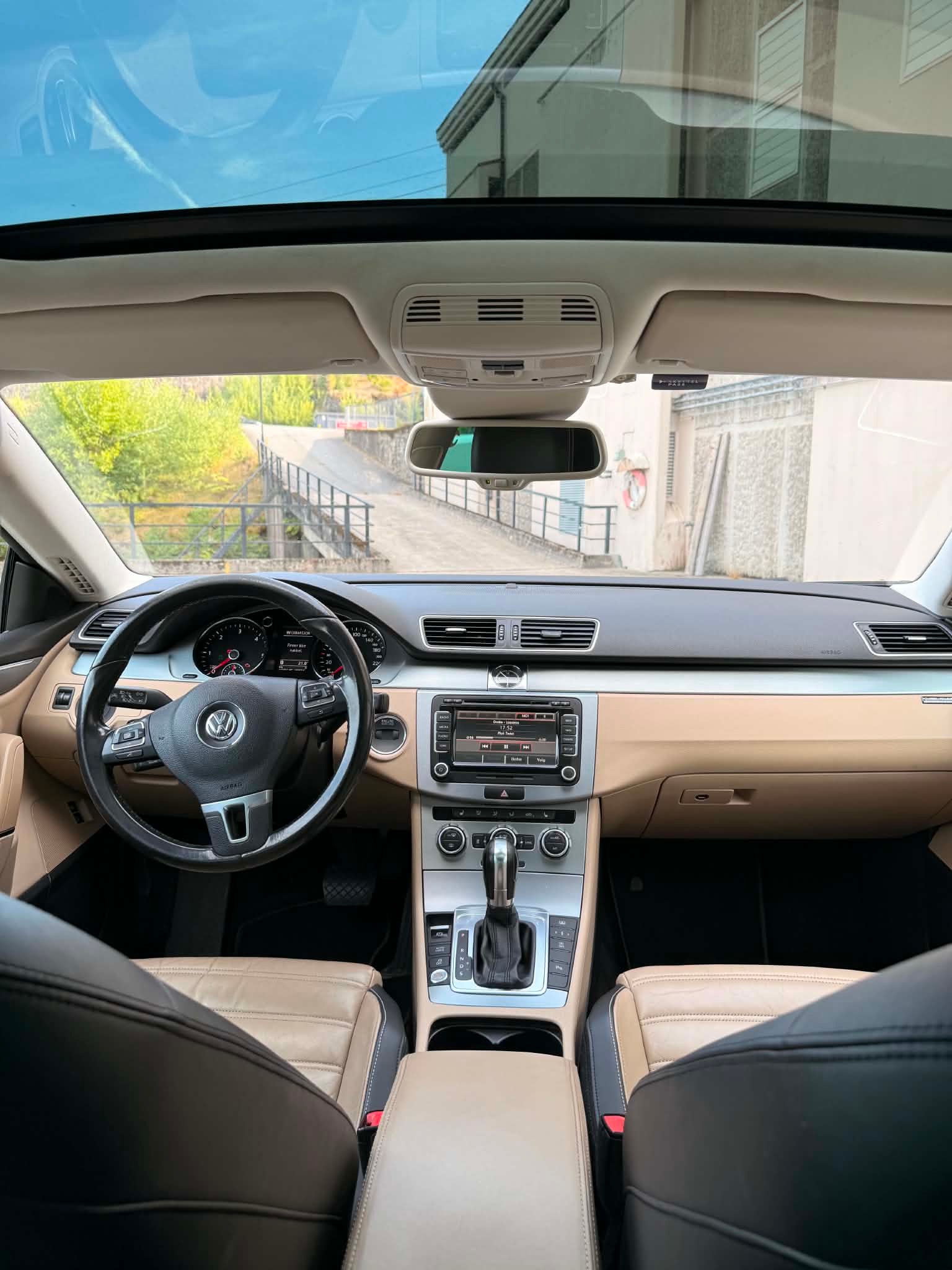 Volkswagen CC 5-seater 2.0 TDI DPF BMT DSG Sequential, 140hp, 2013