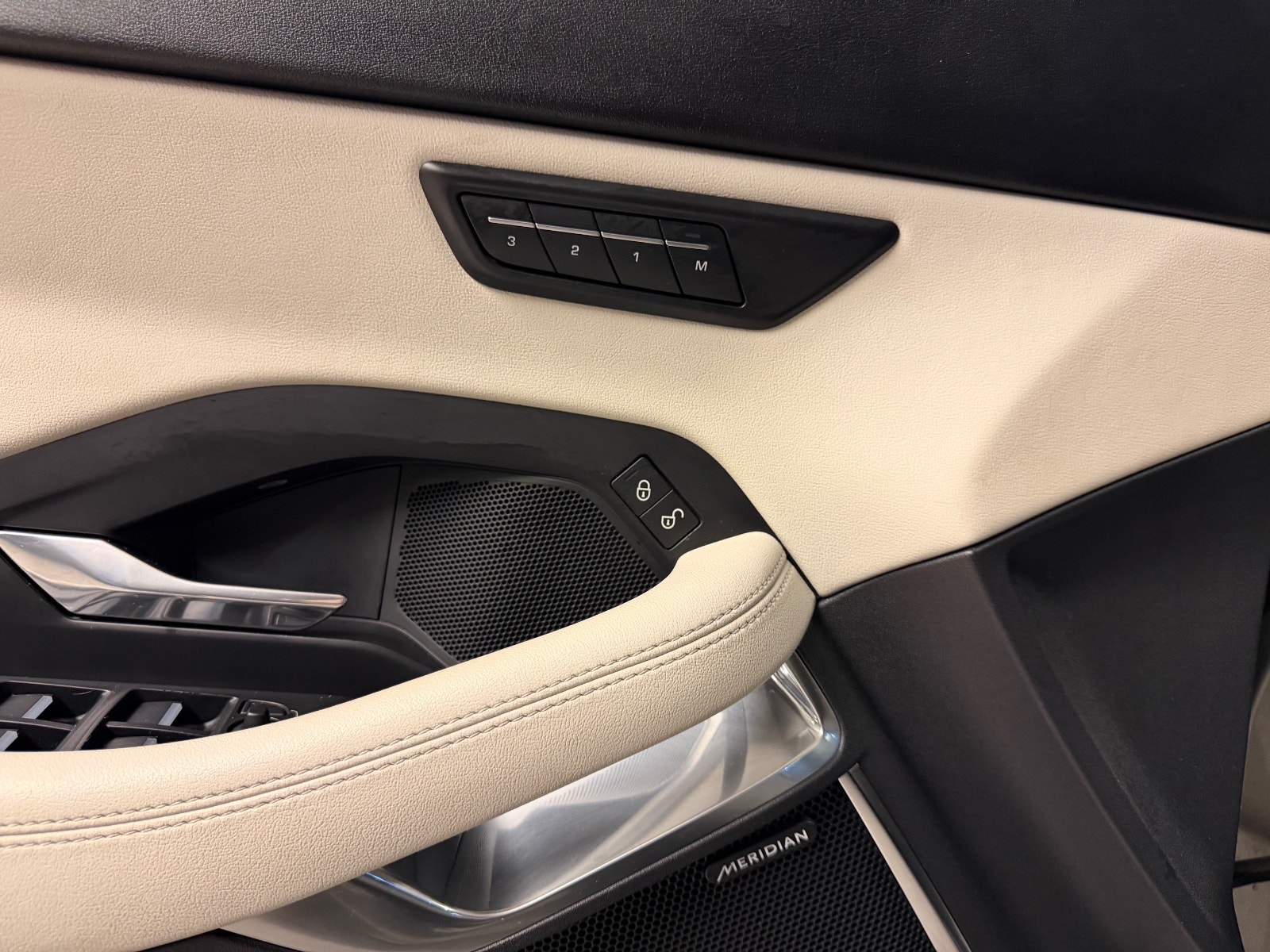 Jaguar E-Pace D150 AWD Automatic, 150hp, 2018