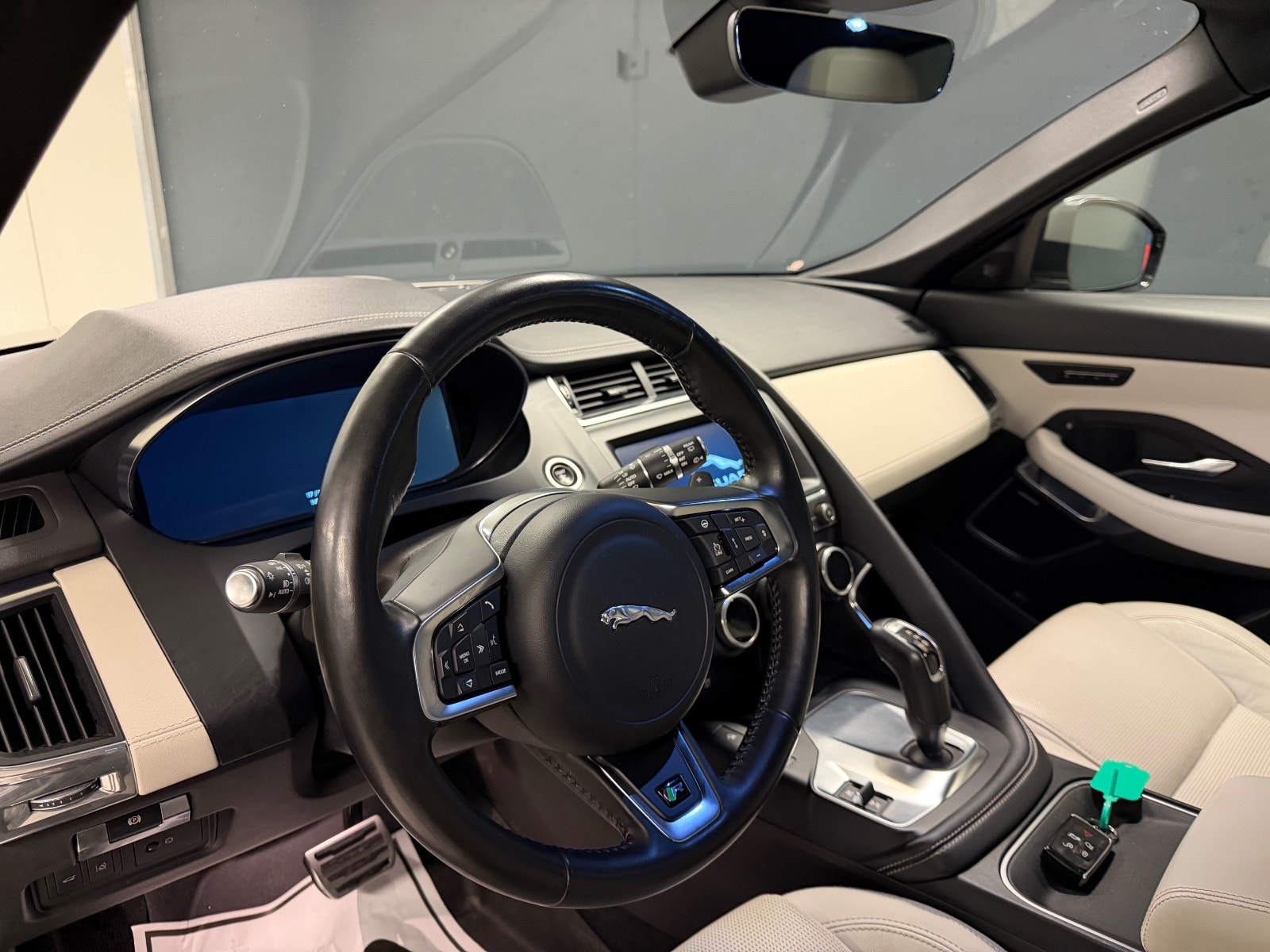 Jaguar E-Pace D150 AWD Automatic, 150hp, 2018