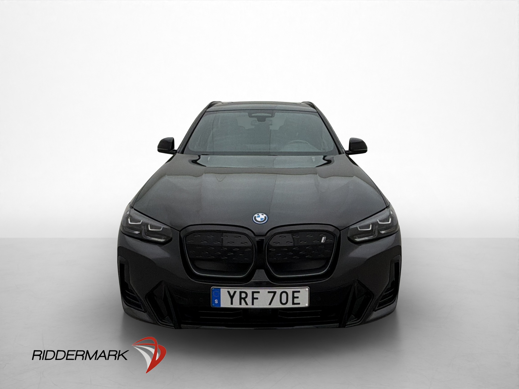BMW iX3, 286ps, 2024
