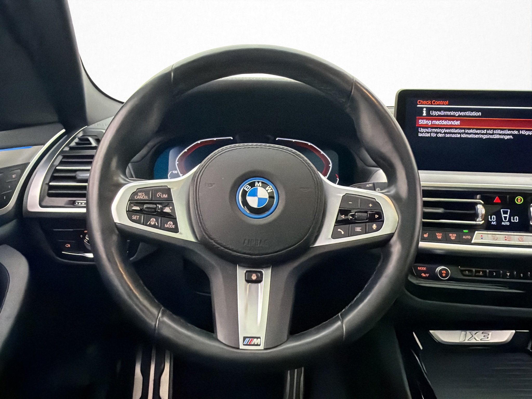 BMW iX3, 286ps, 2024