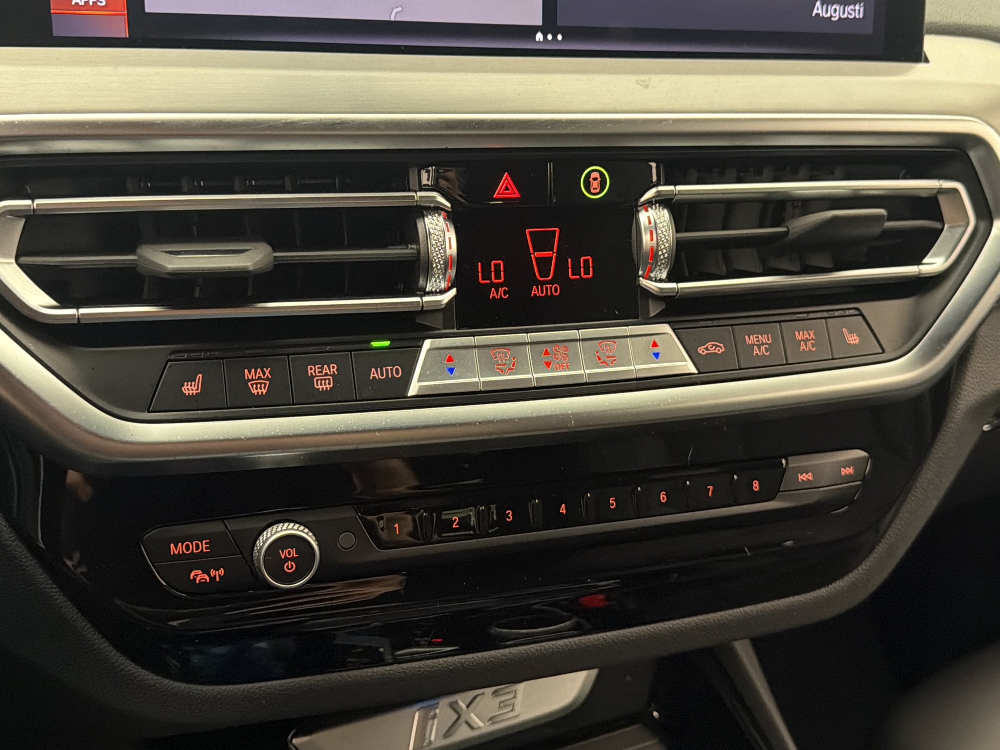 BMW iX3, 286ps, 2024