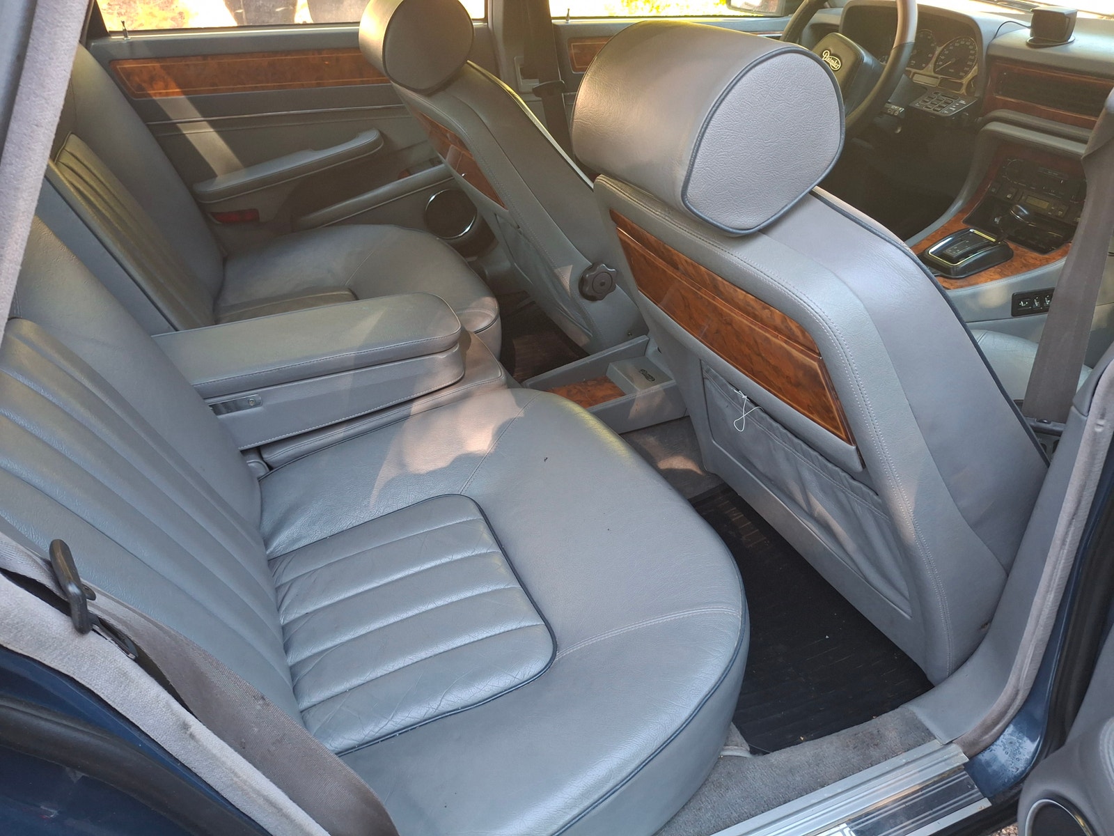 Daimler Six 4.0 Automatic, 4-trins, 226ps, 1990