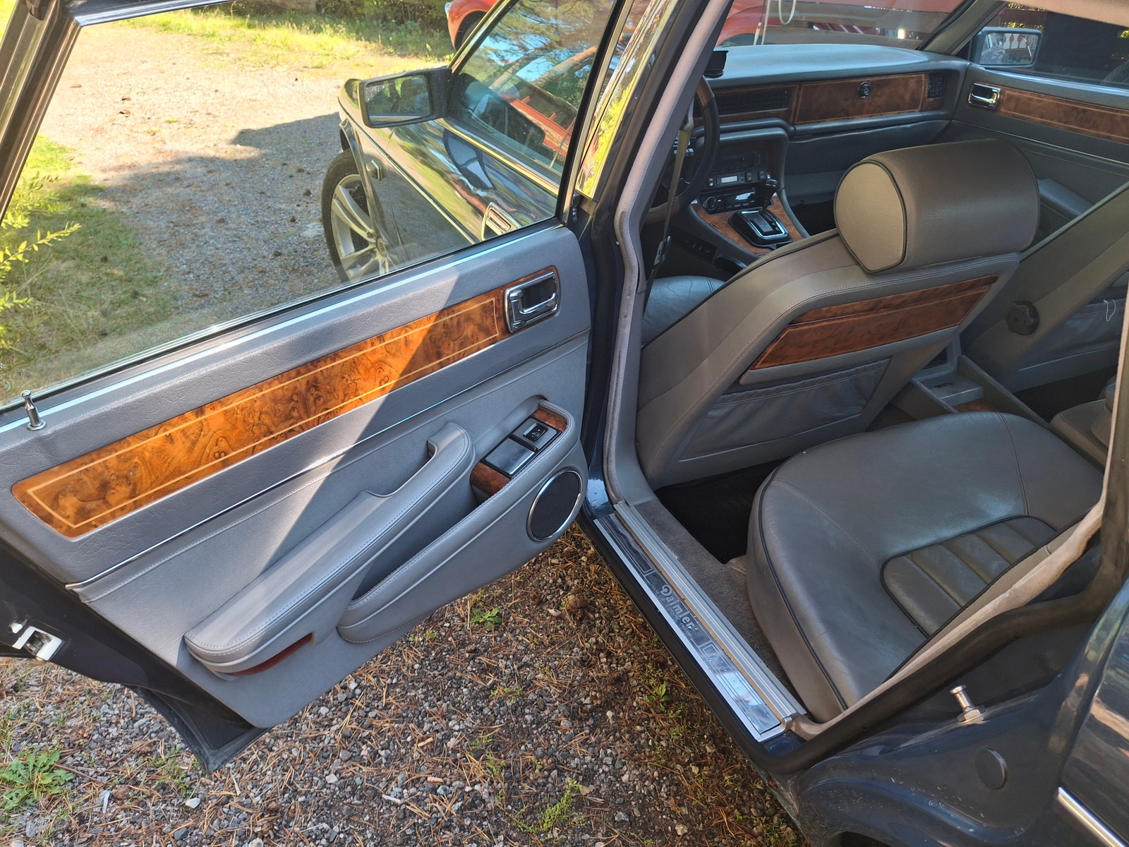 Daimler Six 4.0 Automatic, 4-trins, 226ps, 1990