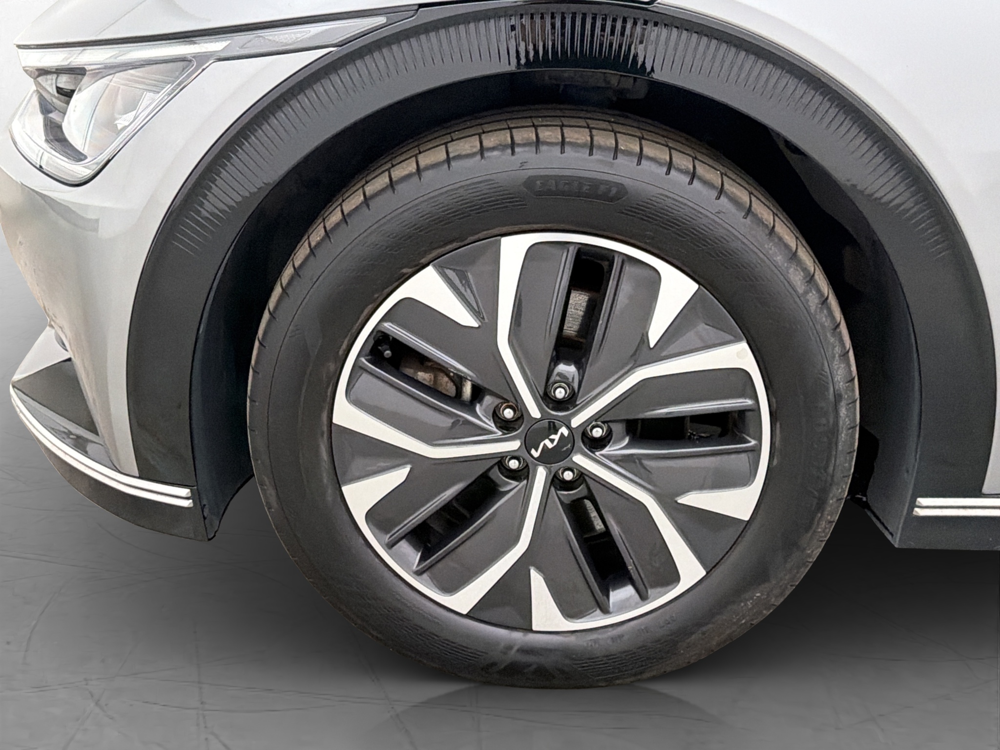 Kia EV6 77.4 kWh, 228ps, 2023