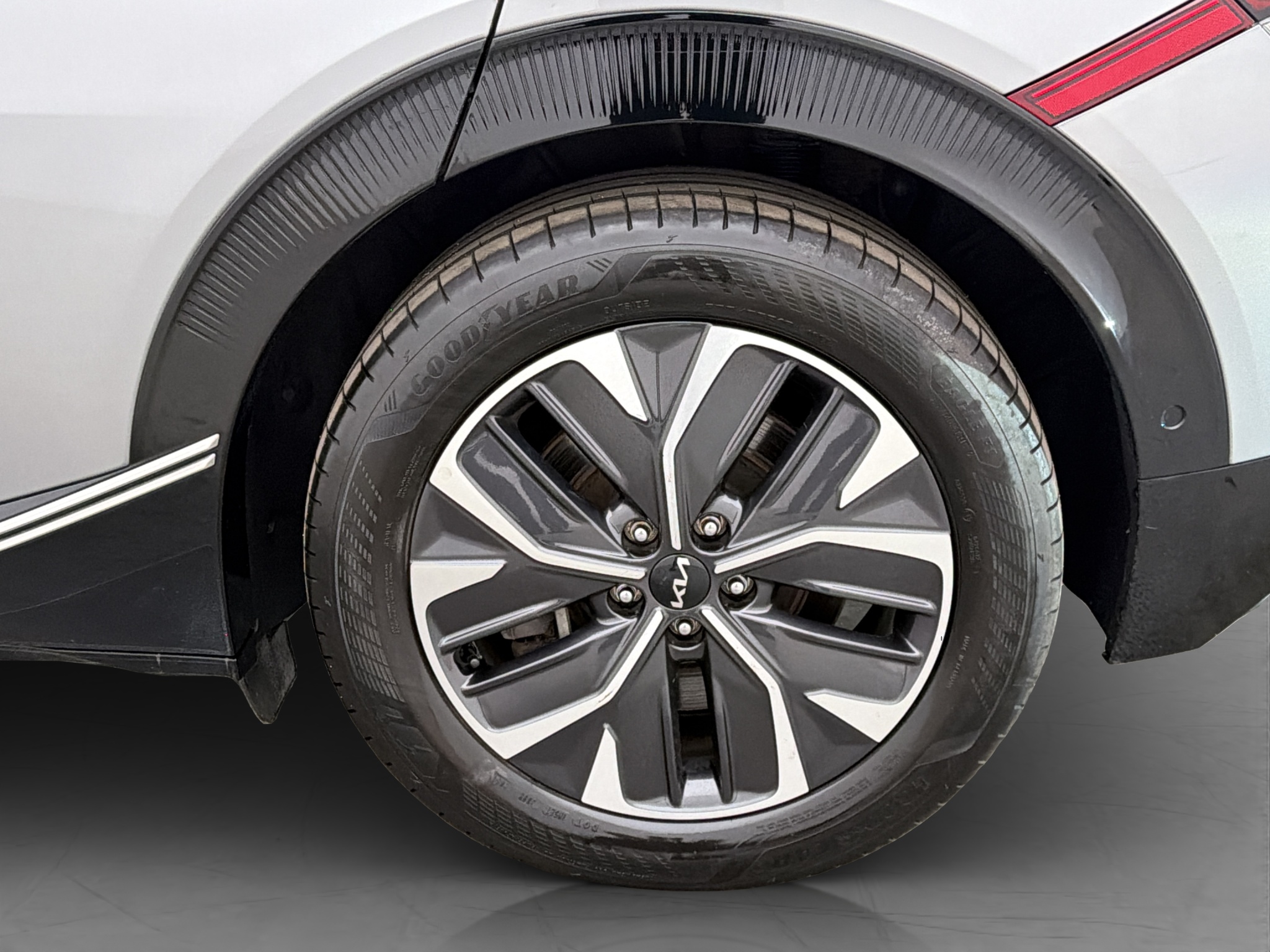 Kia EV6 77.4 kWh, 228ps, 2023