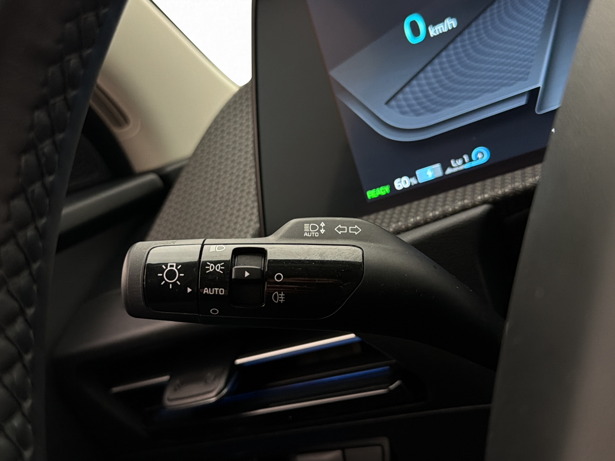 Kia EV6 77.4 kWh, 228ps, 2023