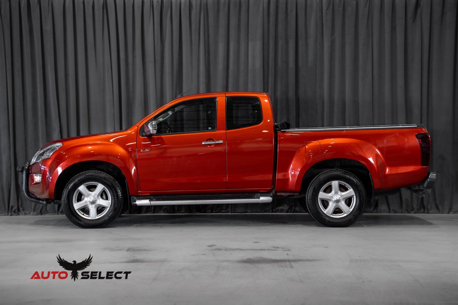 Isuzu D-Max Space Cab 2.5 4WD Automatic, 5-trins, 163ps, 2015