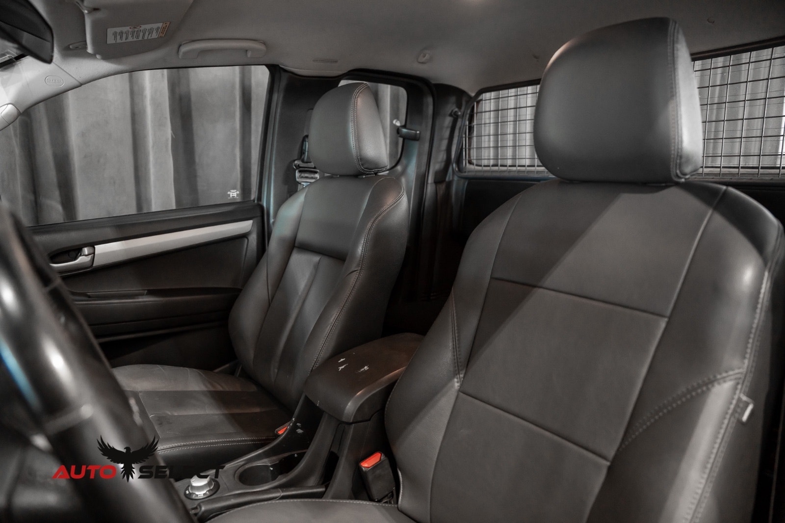 Isuzu D-Max Space Cab 2.5 4WD Automatic, 5-trins, 163ps, 2015