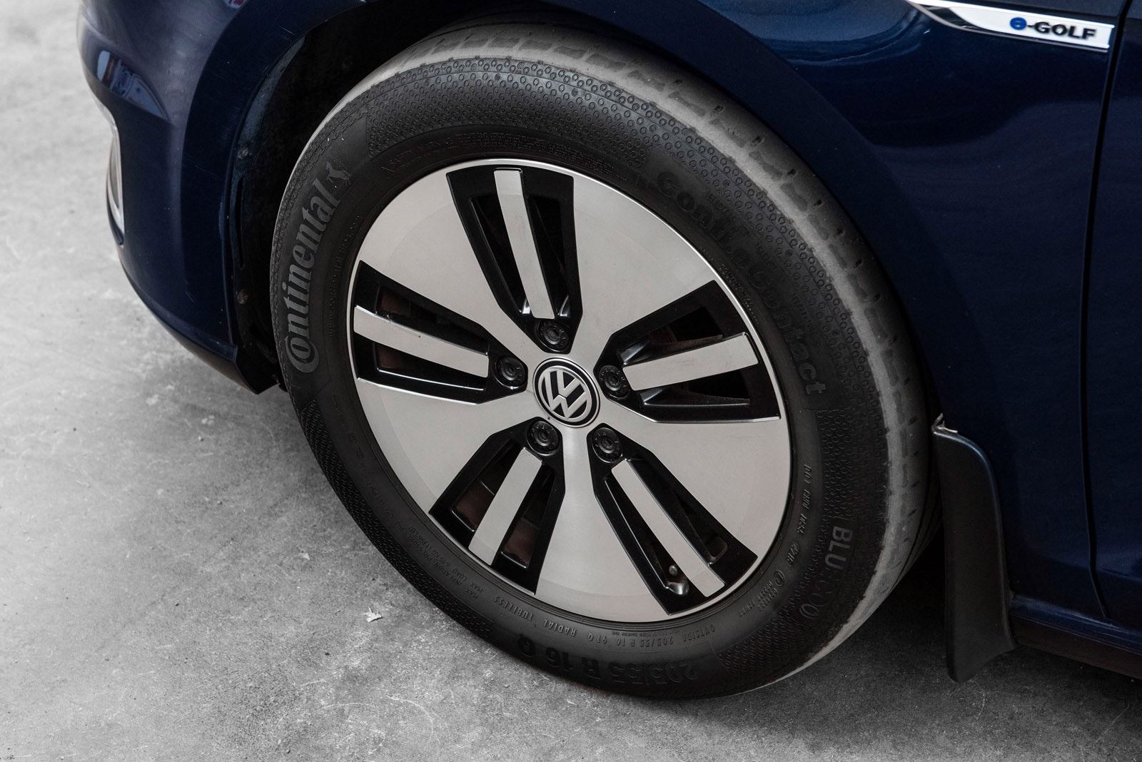 Volkswagen e-Golf, 116hp, 2016