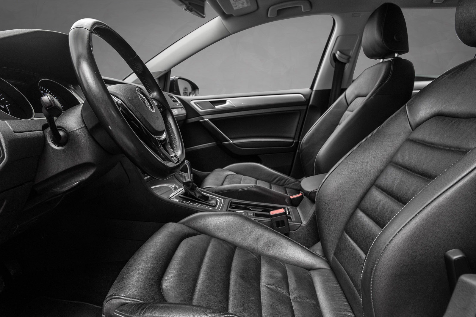 Volkswagen e-Golf, 116hp, 2016